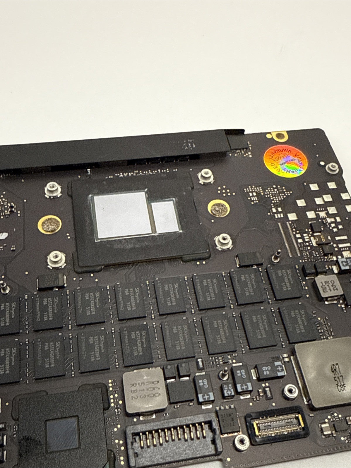 MacBook Pro 15" A1398 Mid-2015 Logic Board 2.2GHz i7-470HQ 16GB 820-00138-A