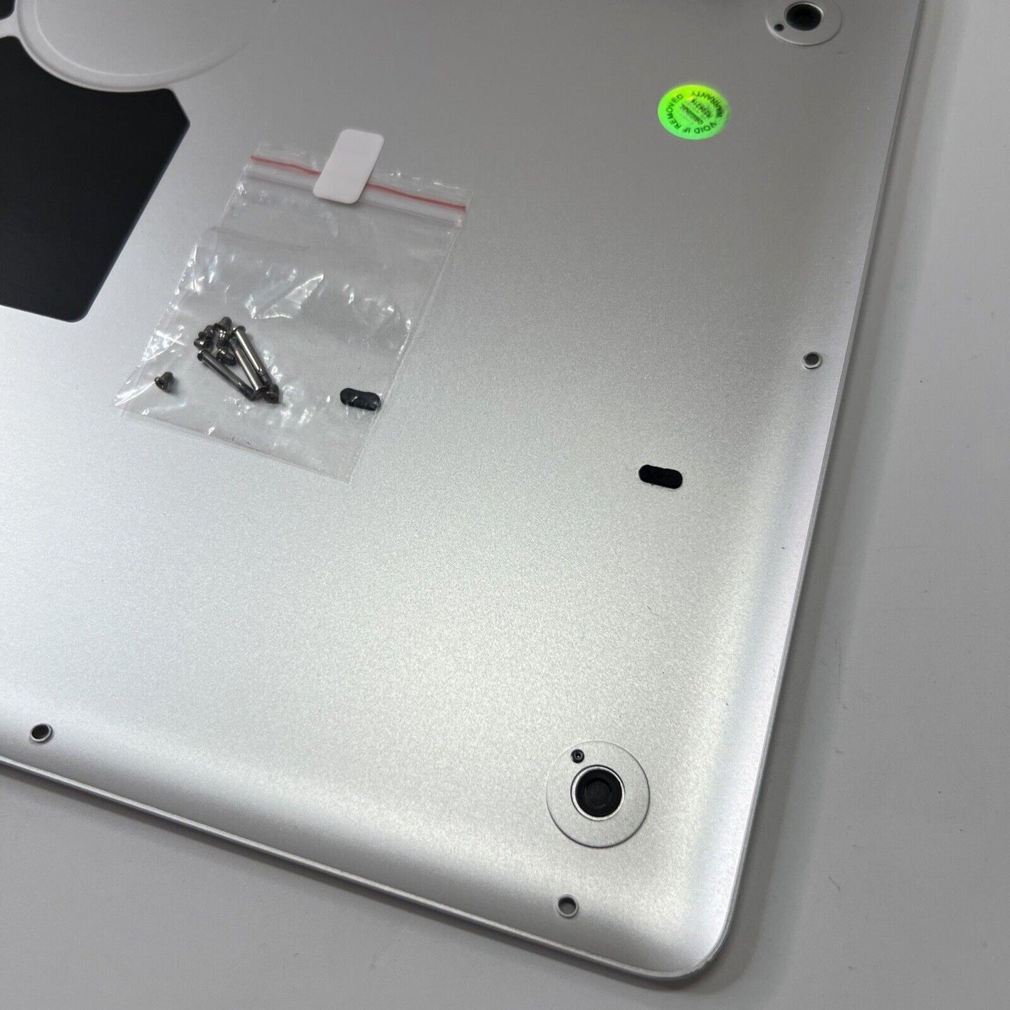 APPLE MACBOOK PRO A1278 13” MID 2009 2010 2011 2012 BOTTOM COVER CASE AND SCREWS