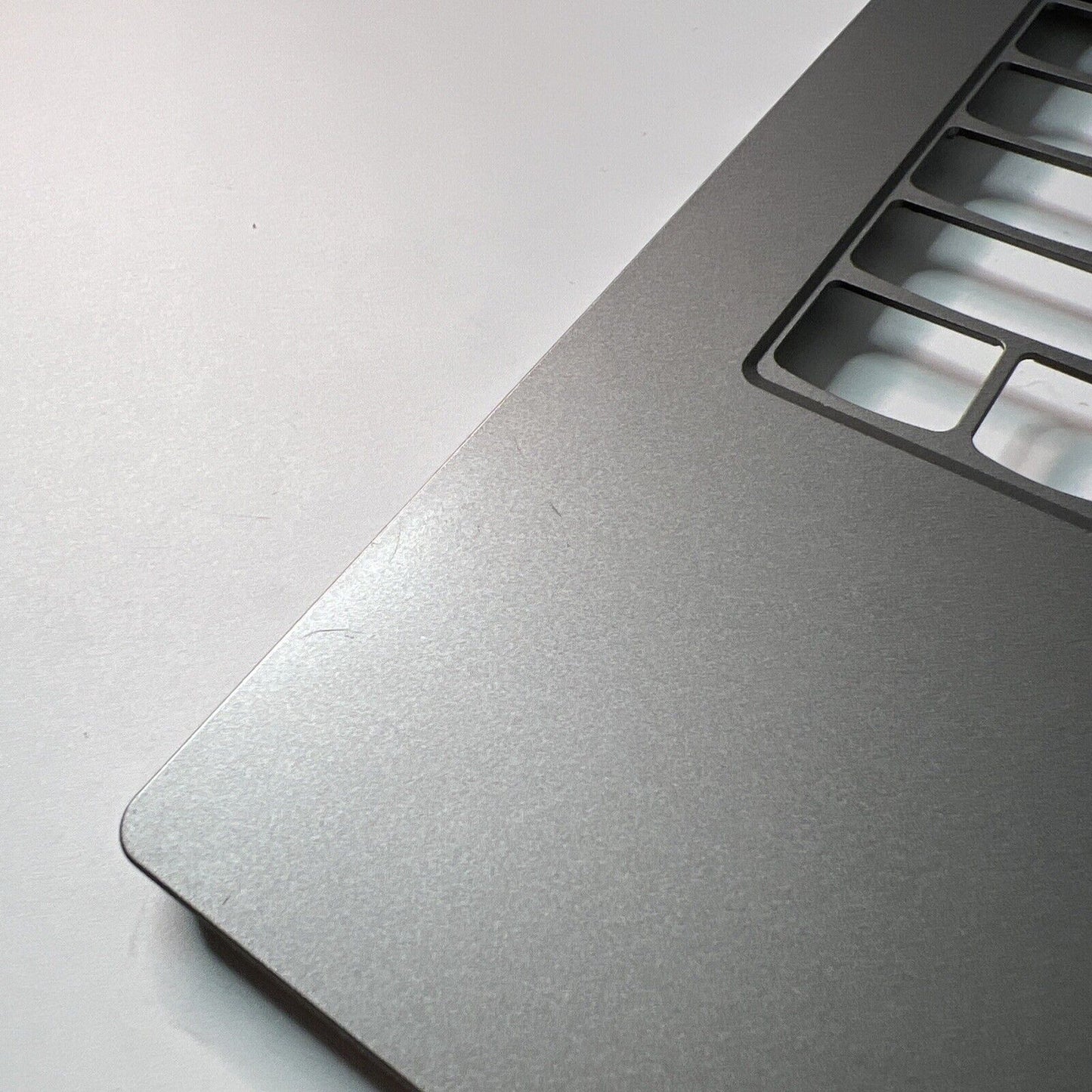 Lenovo Thinkbook 14 G2 Palmrest Touchpad AP2XD000100 GREY