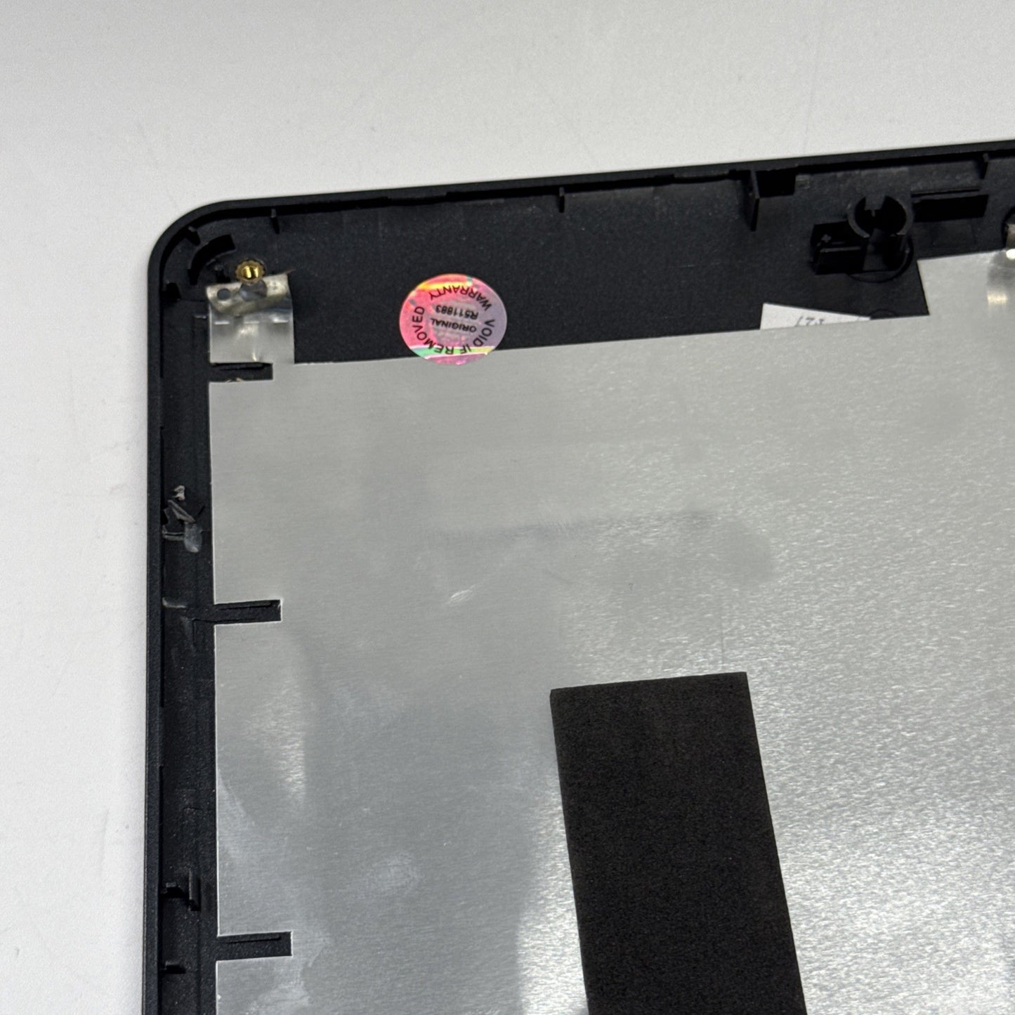 Acer Aspire Extensa LCD Top Lid Cover 60.4T304.002 / 60.4T304.002 - Black