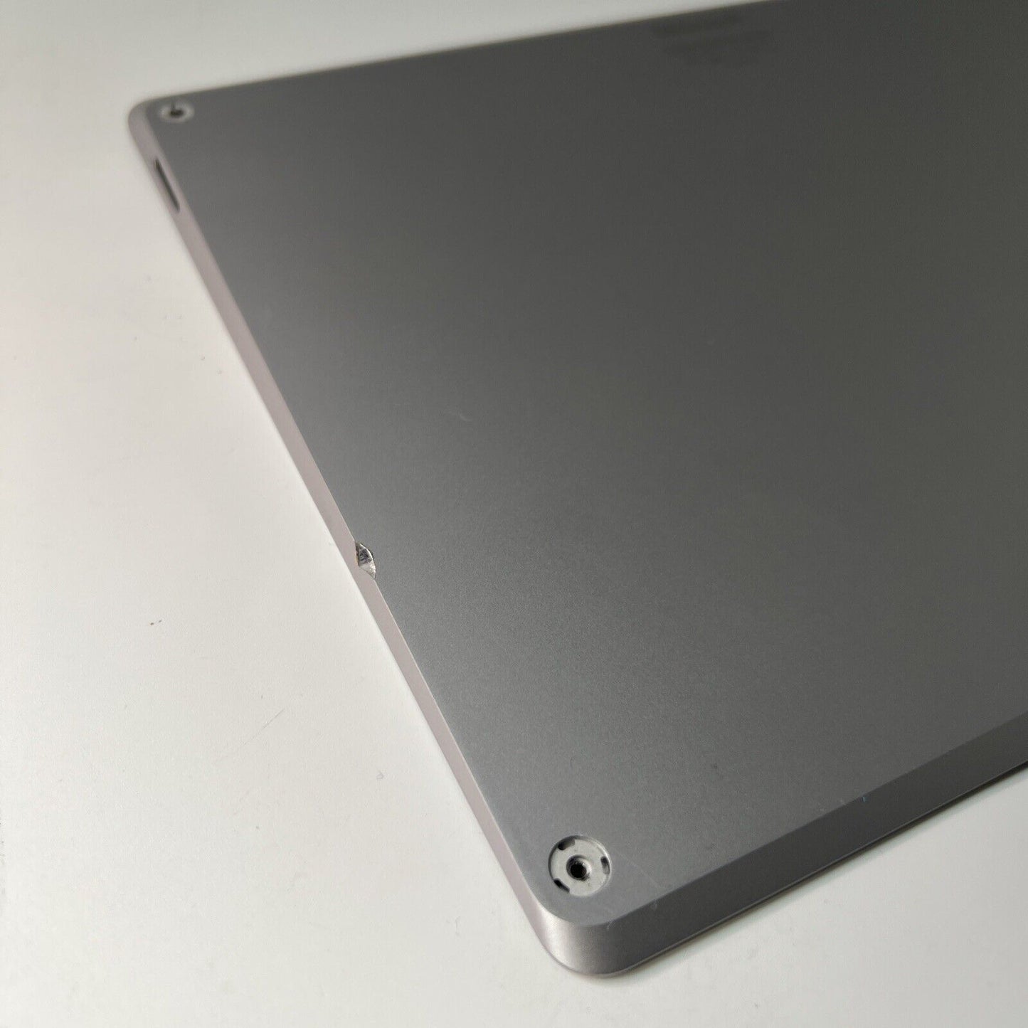 Microsoft Surface 4 1958 Bottom Base Cover Silver + Battery DYNT02 (SMALL CHIP)
