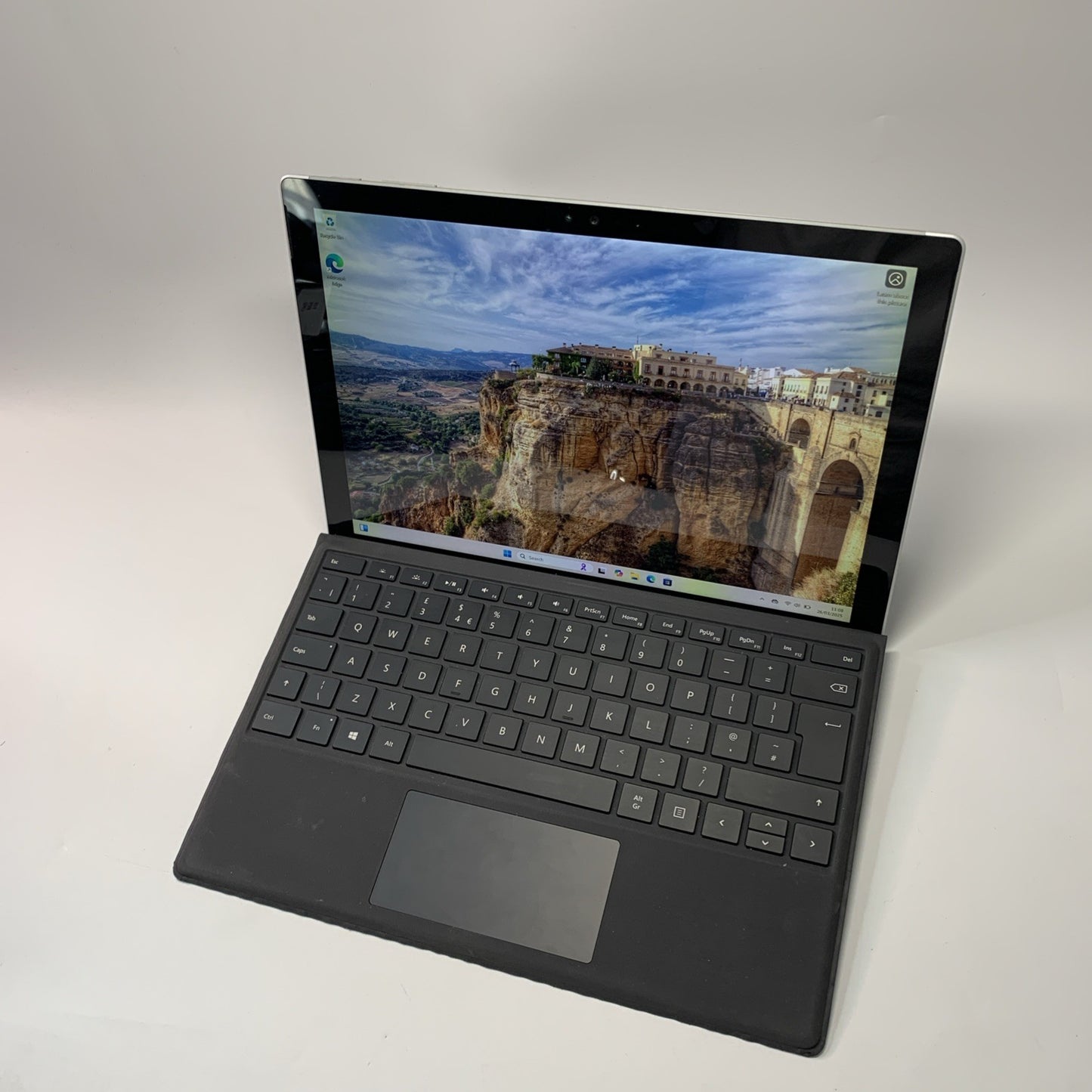 Microsoft Surface Pro 4 12.3 inch Tablet Intel Core i7-6650U 8GB RAM 256GB SSD