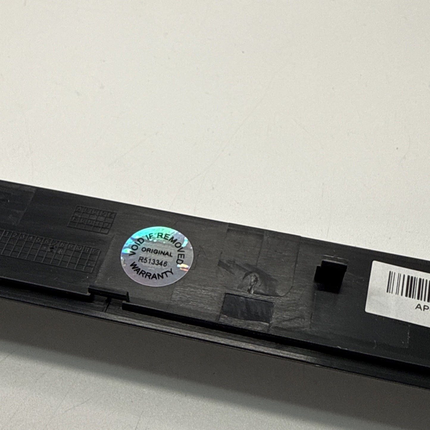 Genuine Acer Aspire 5720 LCD Cover Bezel 60.AH902.003 AP02H000200 *NEW*