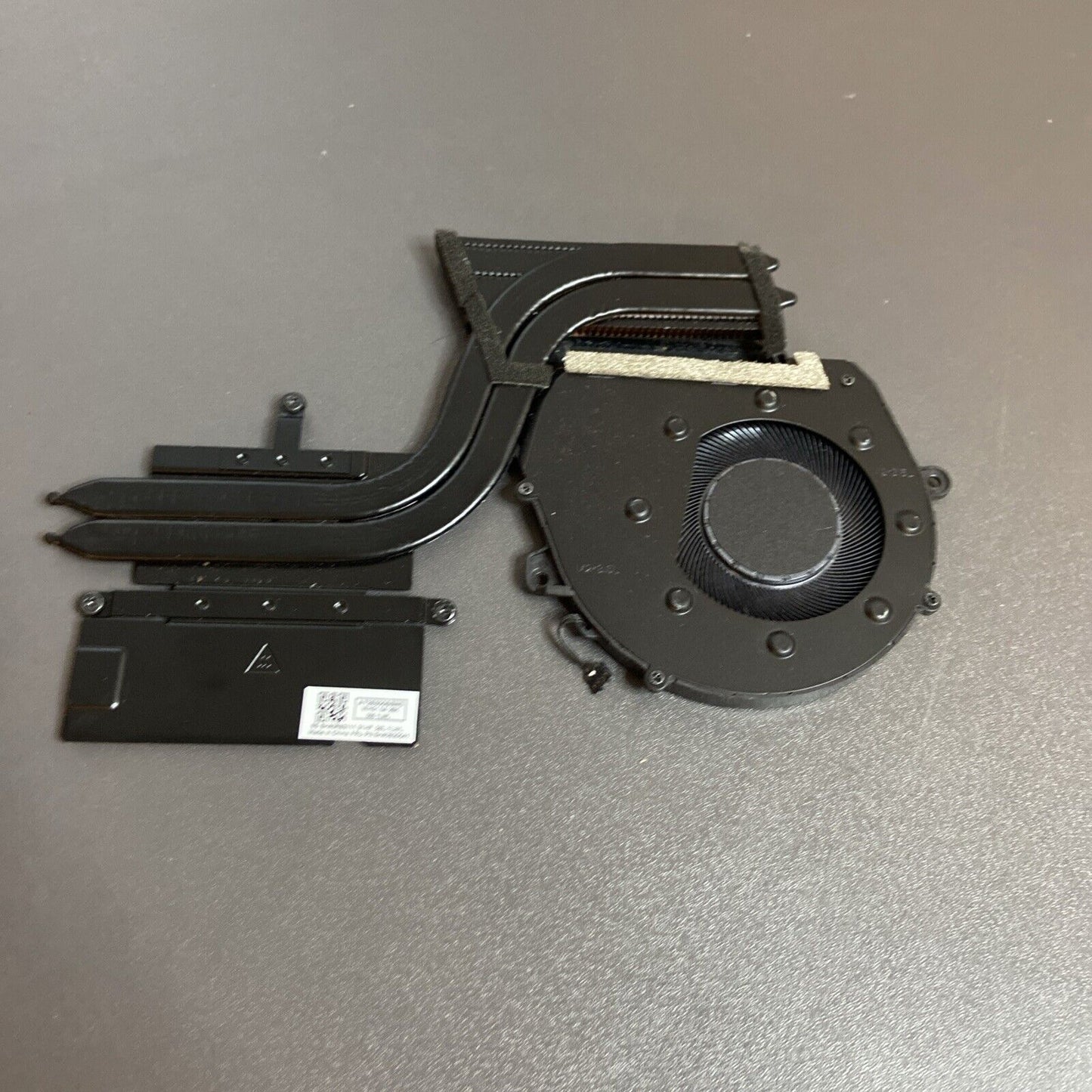 Lenovo Yoga 7 16iap7 Heatsink & Fan