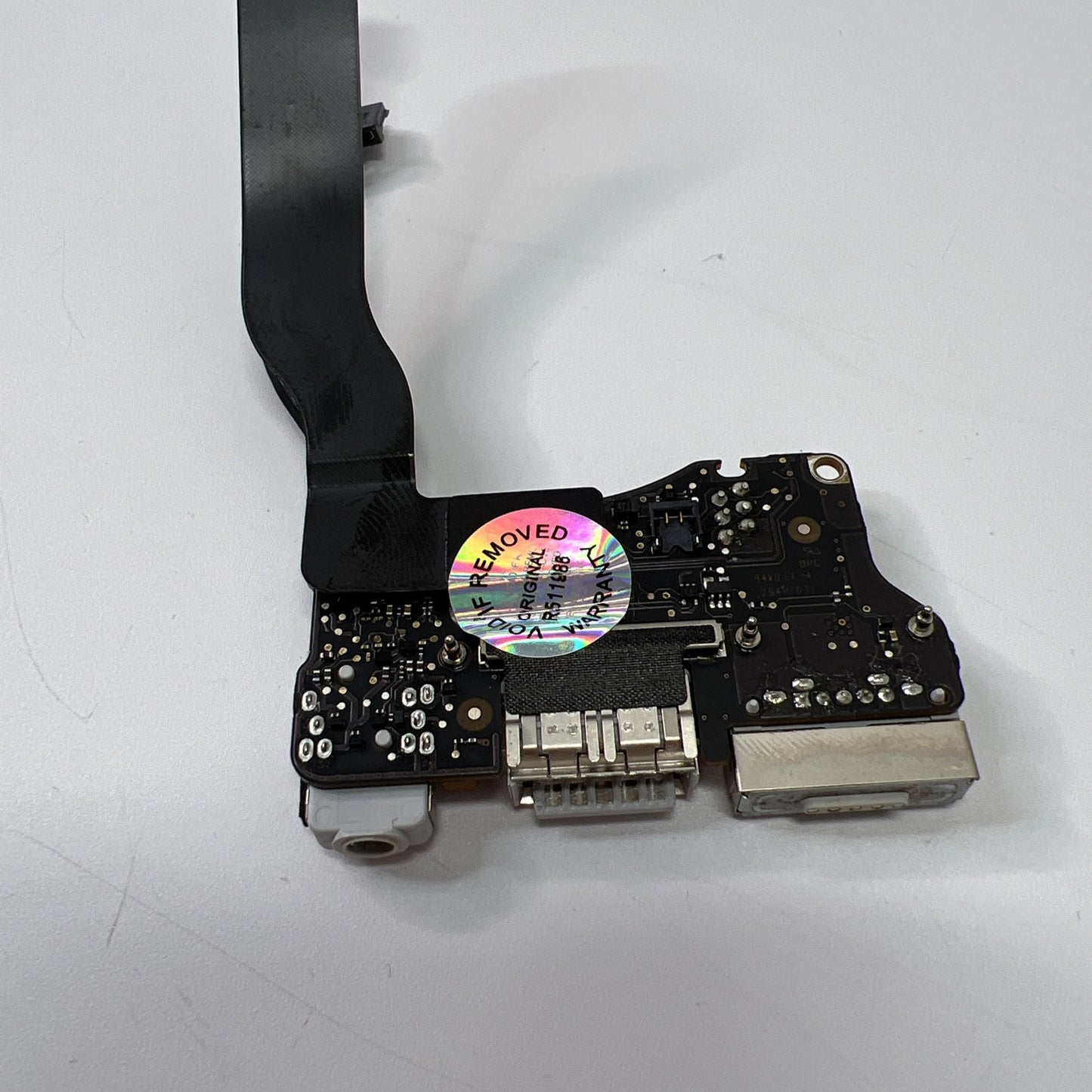 A1466 Apple MacBook Air 13" I/O Board DC Power Jack Port 2013-2017 820-3455-A