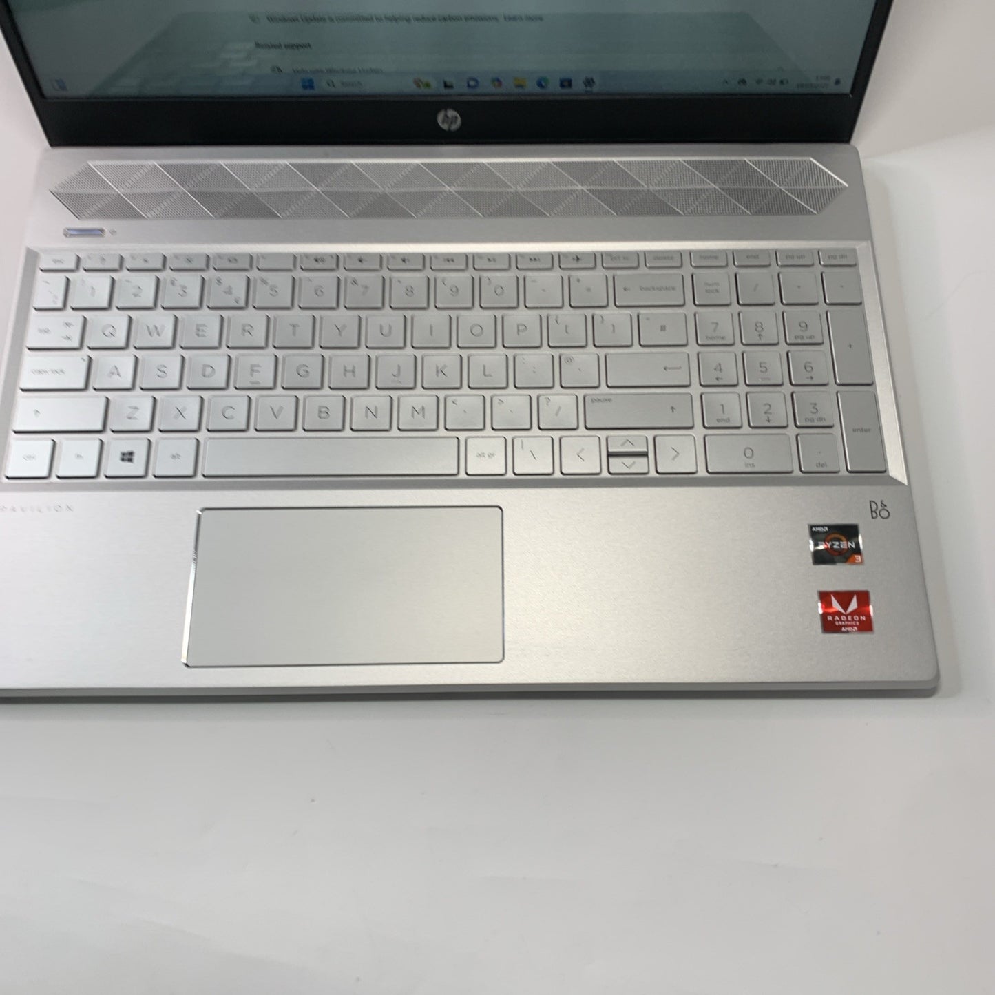 HP Pavilion 15-CW1004NA 15.6” AMD Ryzen 3 3300U 8GB 256 Touchscreen Grade A