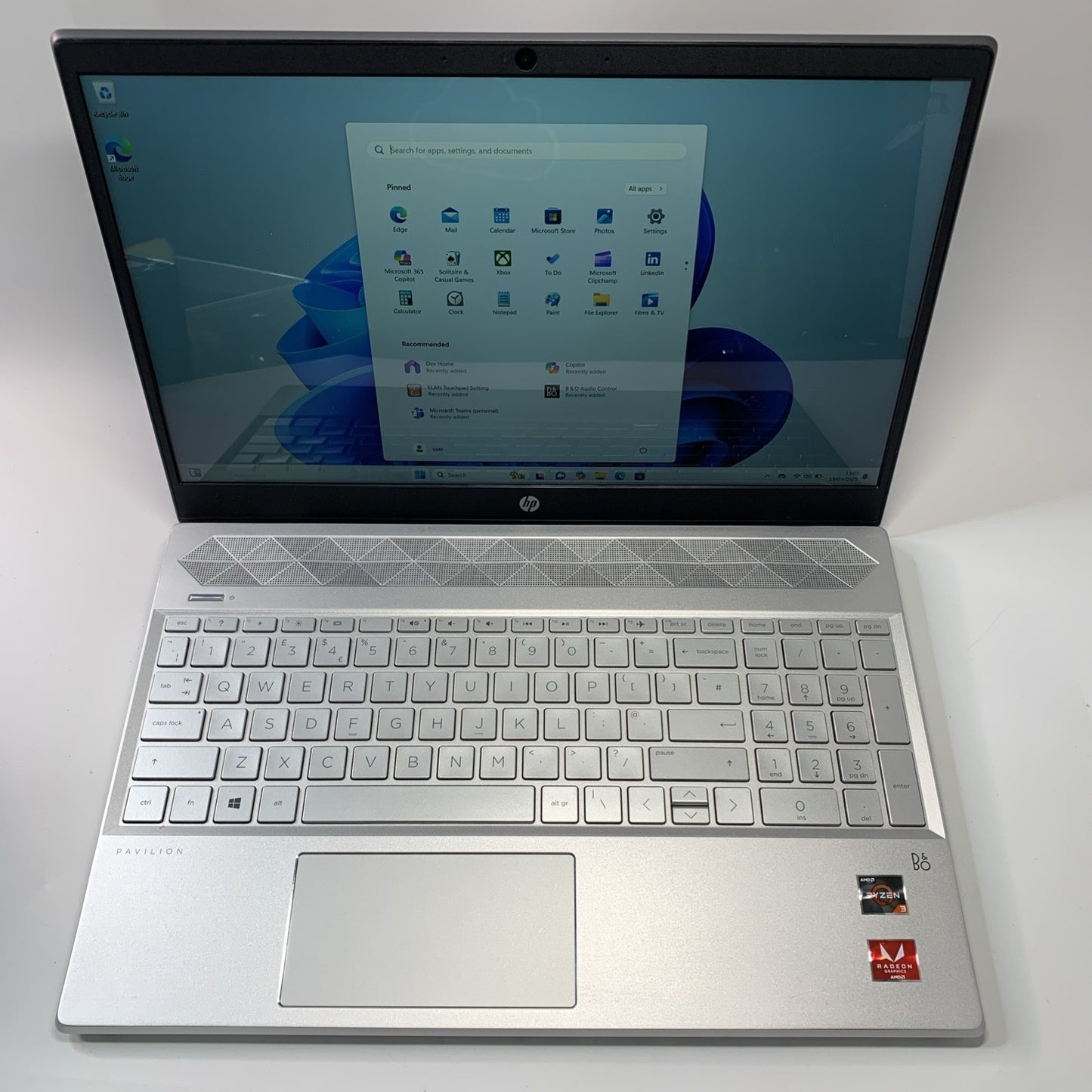 HP Pavilion 15-CW1004NA 15.6” AMD Ryzen 3 3300U 8GB 256 Touchscreen Grade A
