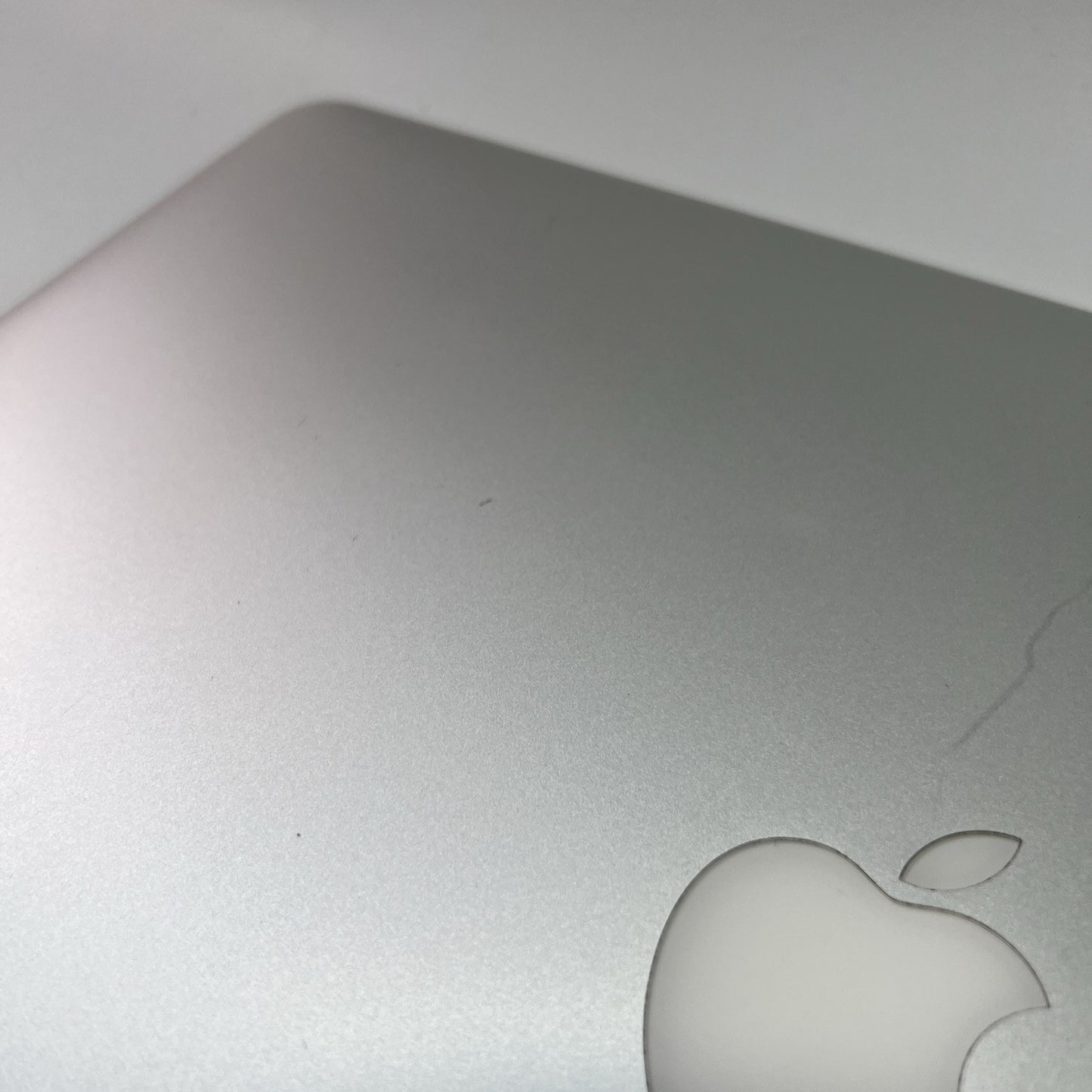Apple MacBook Pro A1398 15 Mid 2012 LCD Screen Assembly Top Lid Cover