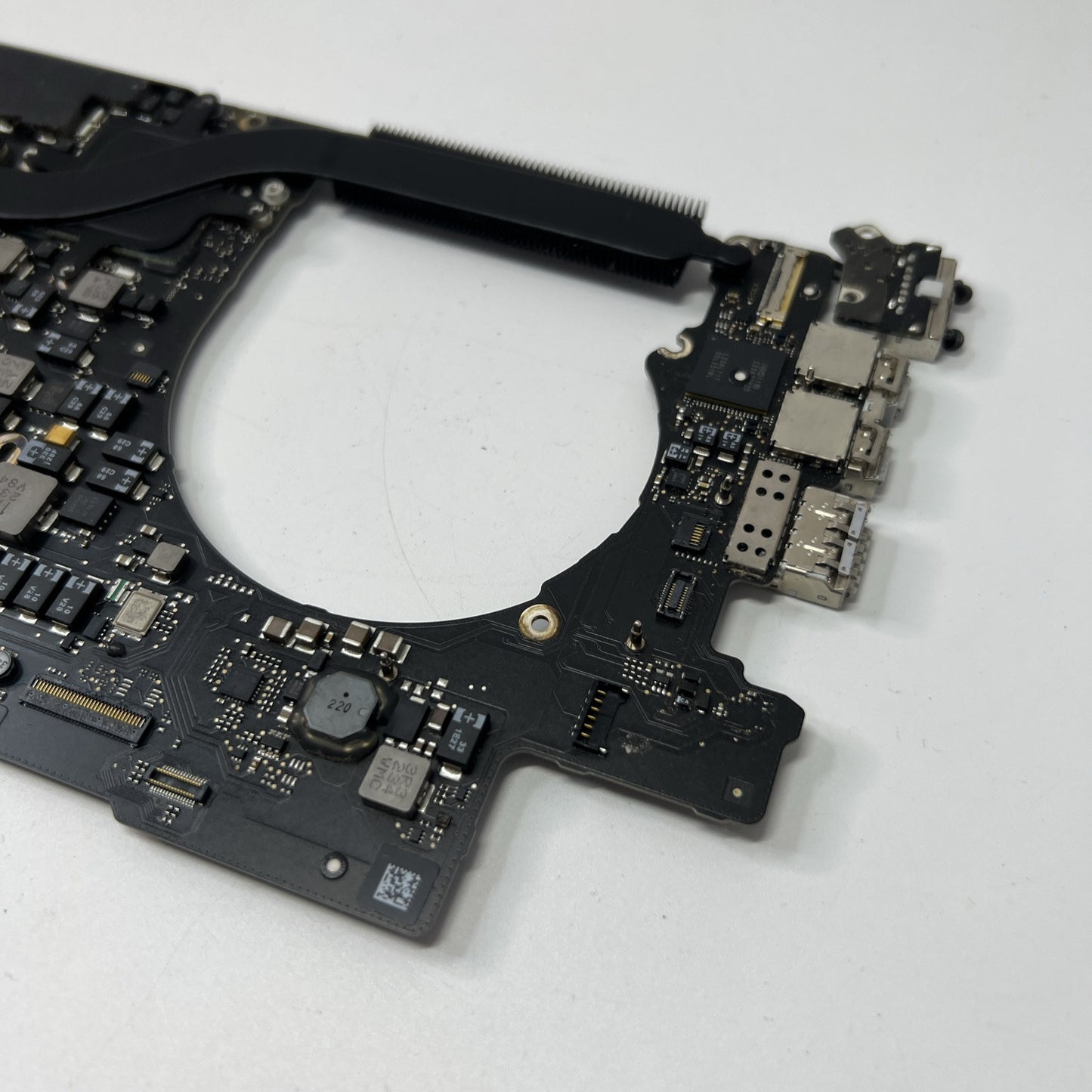 MacBook Pro 15" Late 2013 A1398 Logic Board 2.3GHz i7 8GB