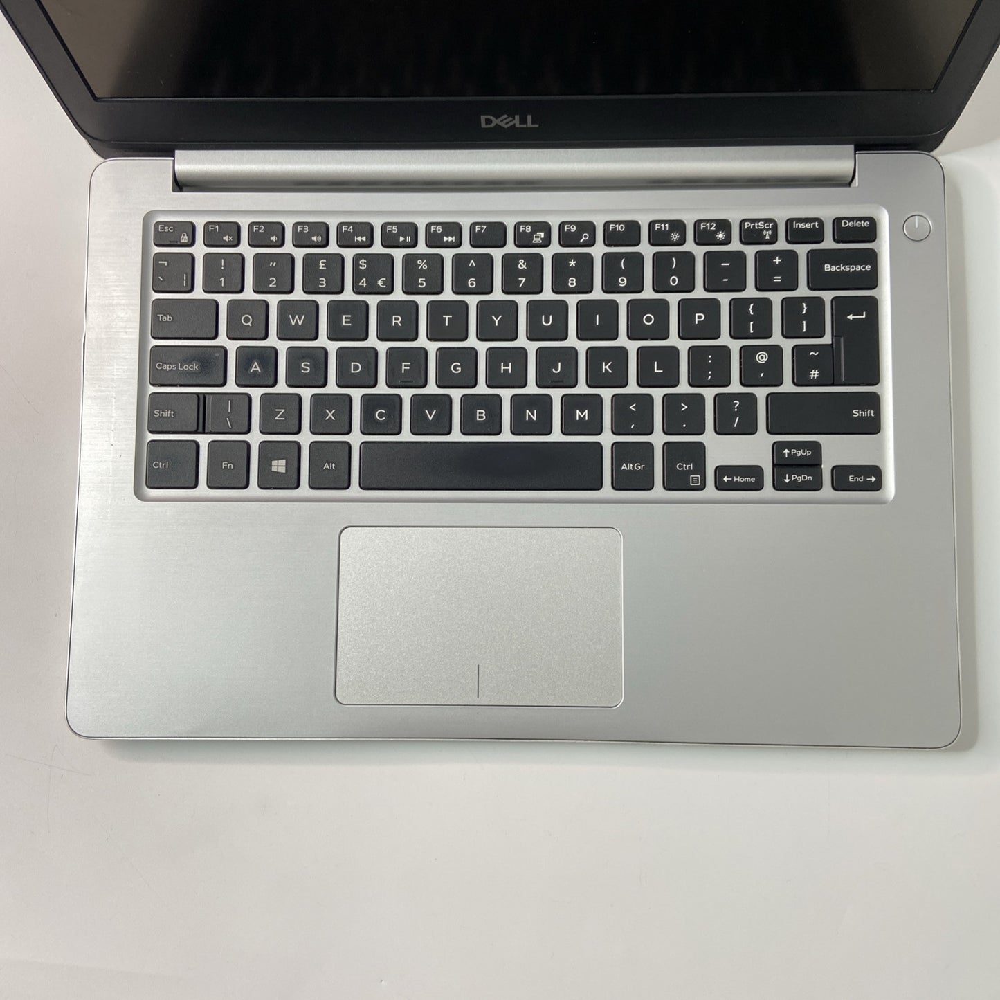 DELL Inspiron 5370 Core i3-7130U 8GB 256GB 13.3 Inch Windows 10 Laptop