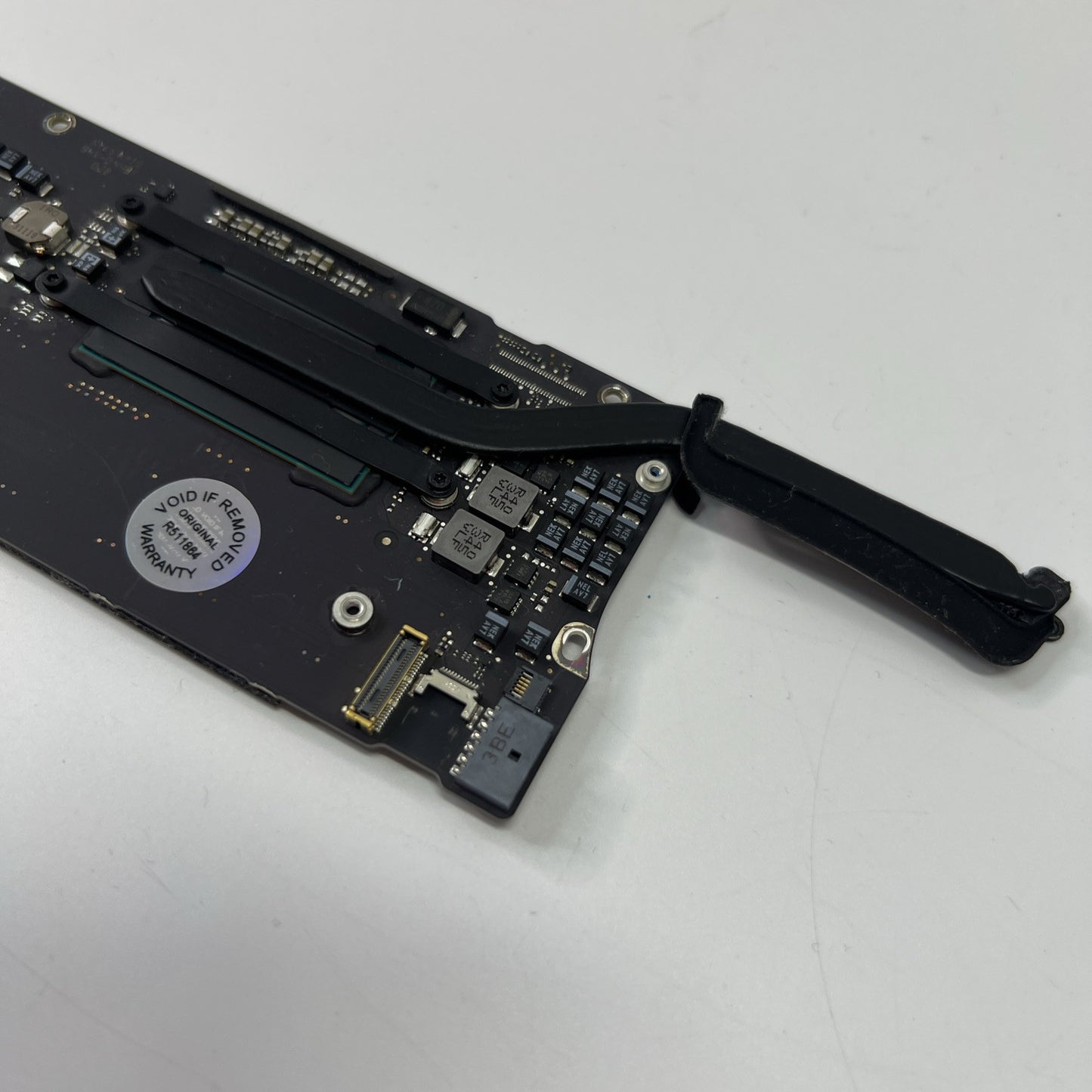 MACBOOK AIR A1466 13" MID 2013 LOGIC BOARD 1.3GHz i5 (WORKS)
