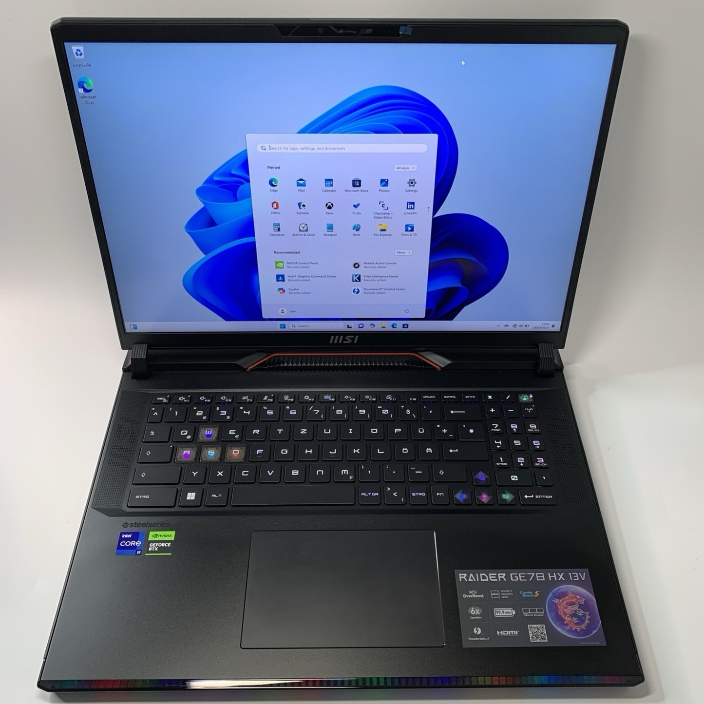 MSI Raider GE78HX 13VI-062UK 17" QHD+ Gaming Laptop i9-13950HX 64GB 2TB RTX4080