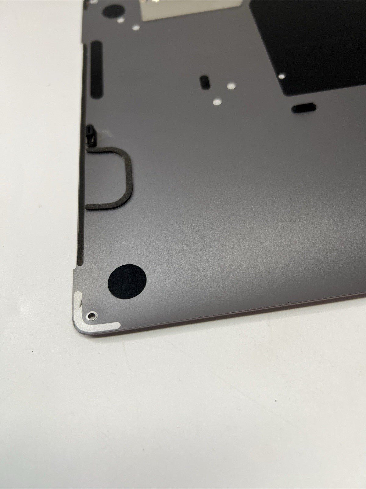 Apple MacBook Pro 16" A2141 2019 Genuine Bottom Base Plate Cover Grey EMC 3347