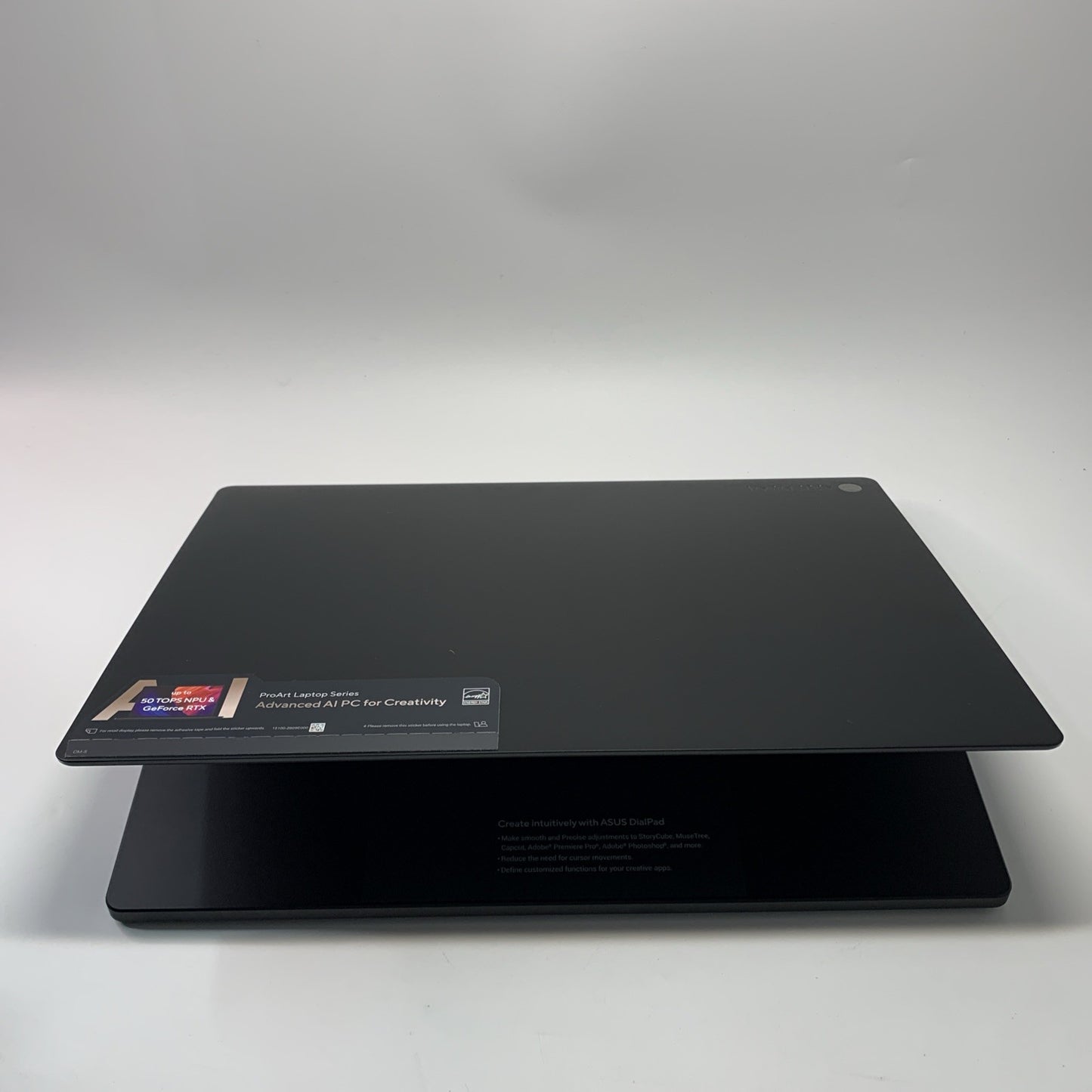 ASUS ProArt 16 H7606WI 16.0" 4K OLED AMD Ryzen AI 9 HX 370 RTX 4070 64GB 2TB SSD
