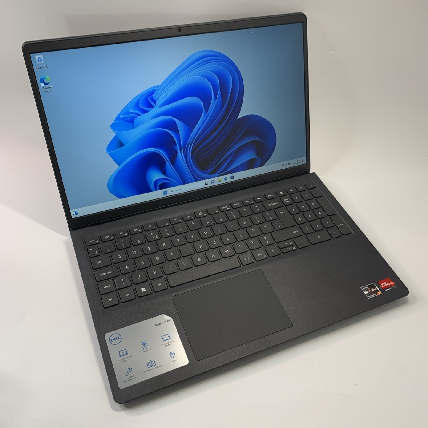 Dell Inspiron 15 3525 15.6" Laptop AMD Ryzen 5 5500U 16GB RAM 512GB SSD Win 11