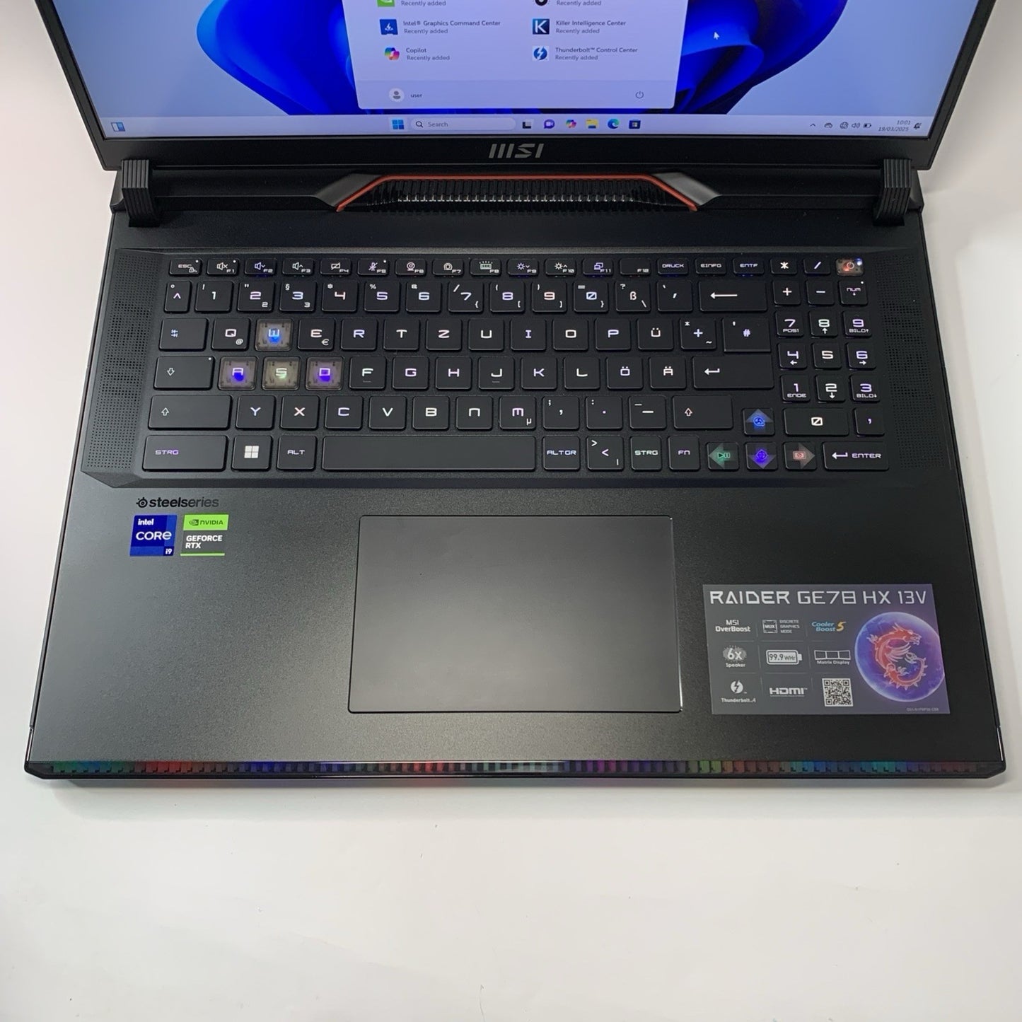MSI Raider GE78HX 13VI-062UK 17" QHD+ Gaming Laptop i9-13950HX 64GB 2TB RTX4080