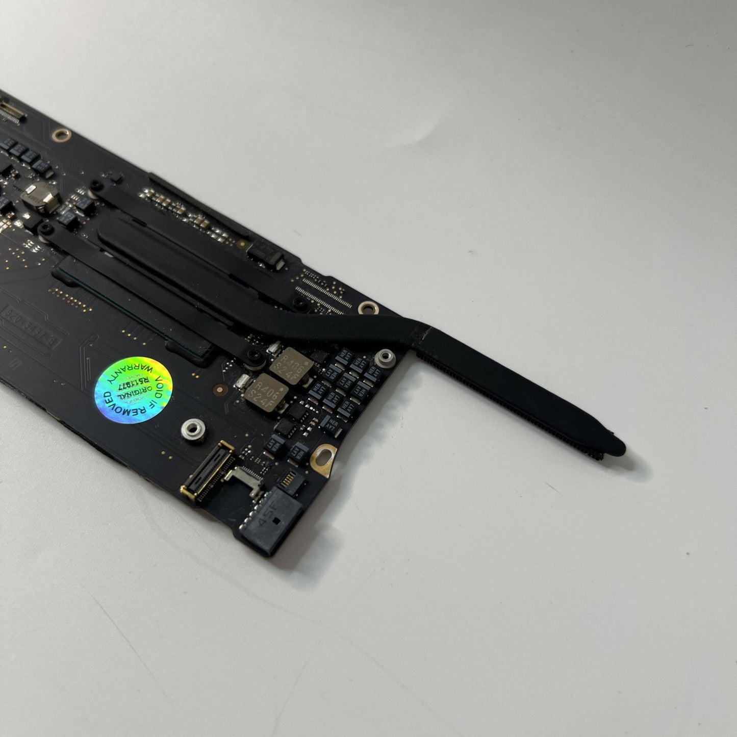 MACBOOK AIR A1466 13" EARLY 2014 LOGIC BOARD 1.4GHz i5 (WORKING)