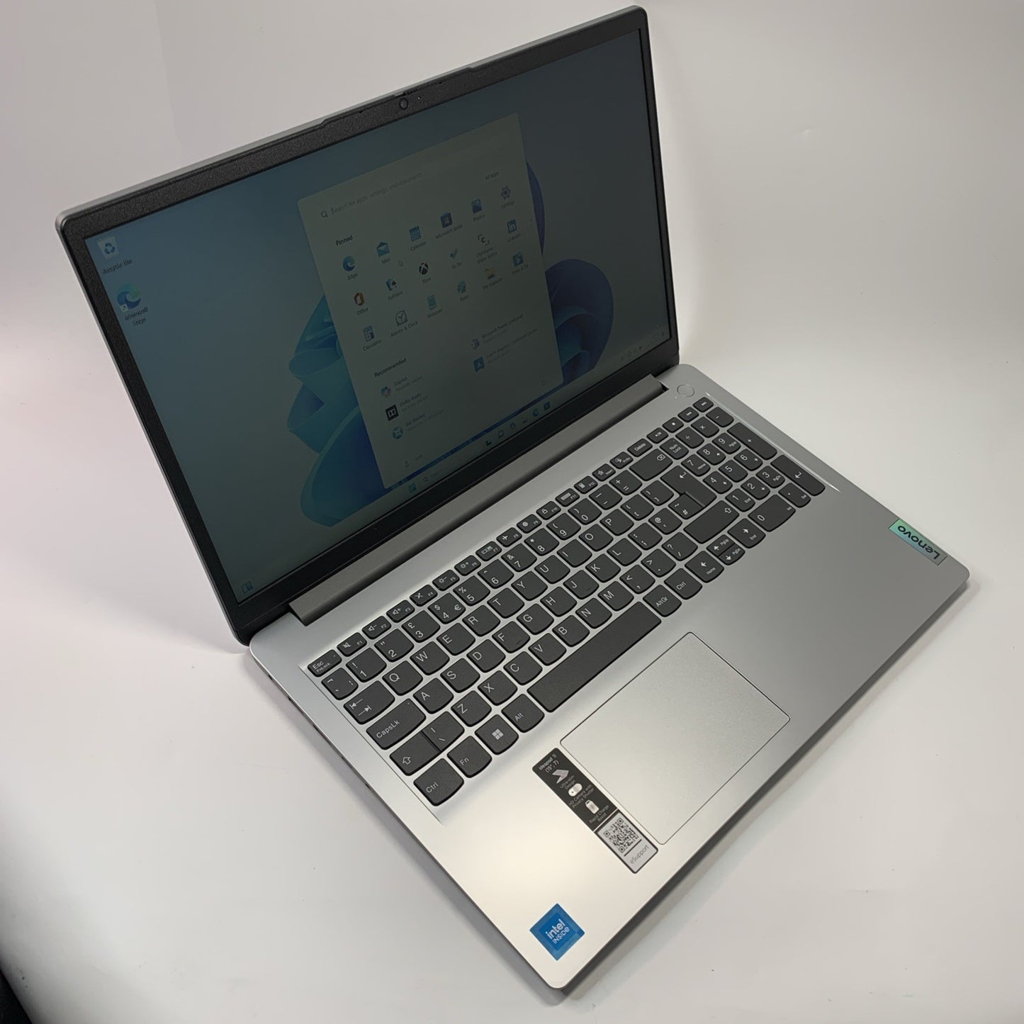 Lenovo IdeaPad 1 15.6" 15IGL7 Intel Pentium Silver N4500 4GB 128GB Windows 11