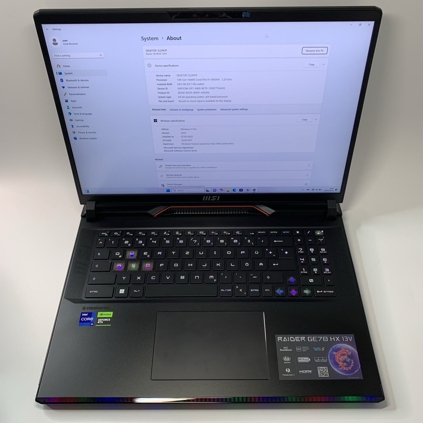 MSI Raider GE78HX 13VI-062UK 17" QHD+ Gaming Laptop i9-13950HX 64GB 2TB RTX4080