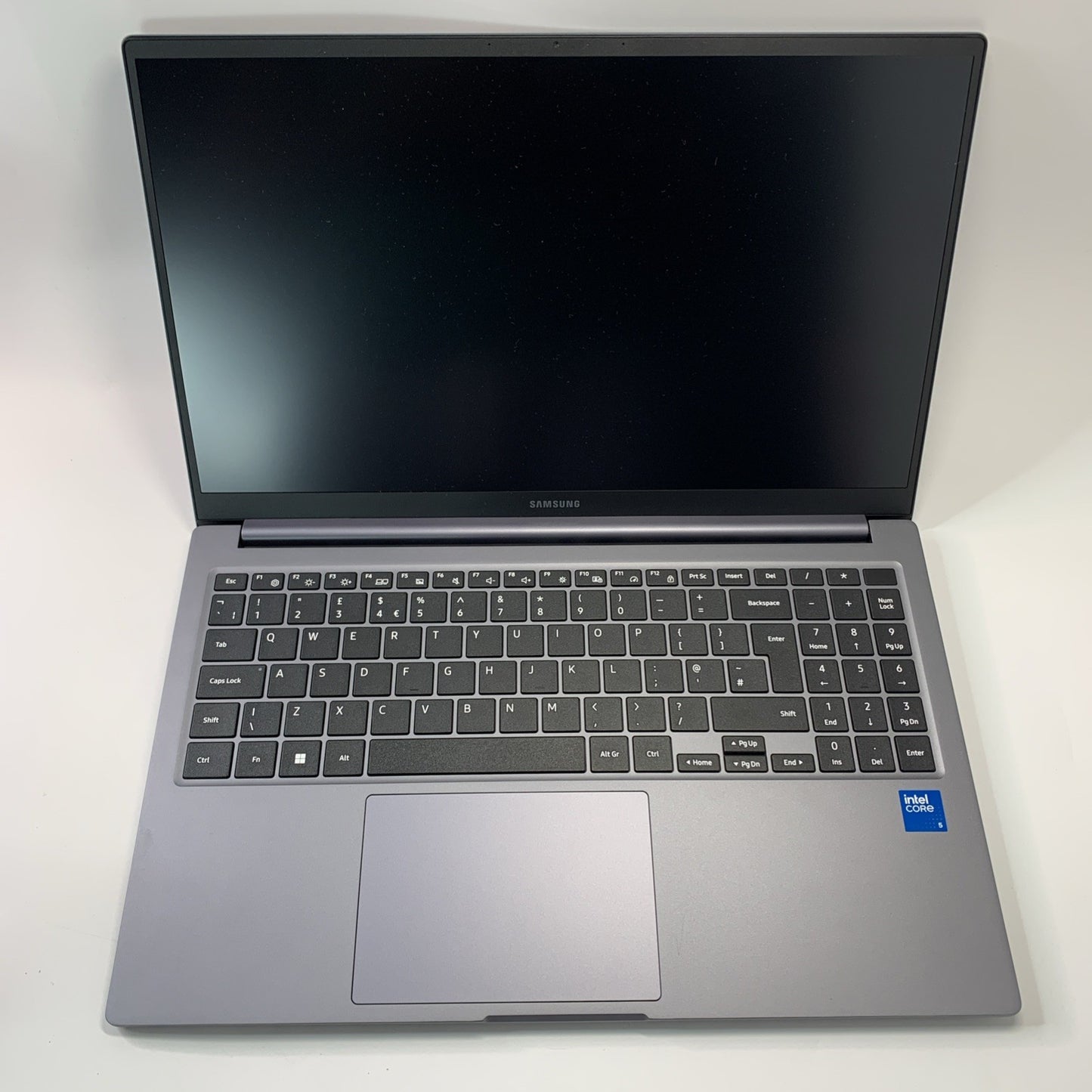 SAMSUNG Galaxy Book4 15.6" Laptop Intel Core 5 512GB SSD 8GB RAM Win 11 Grade A