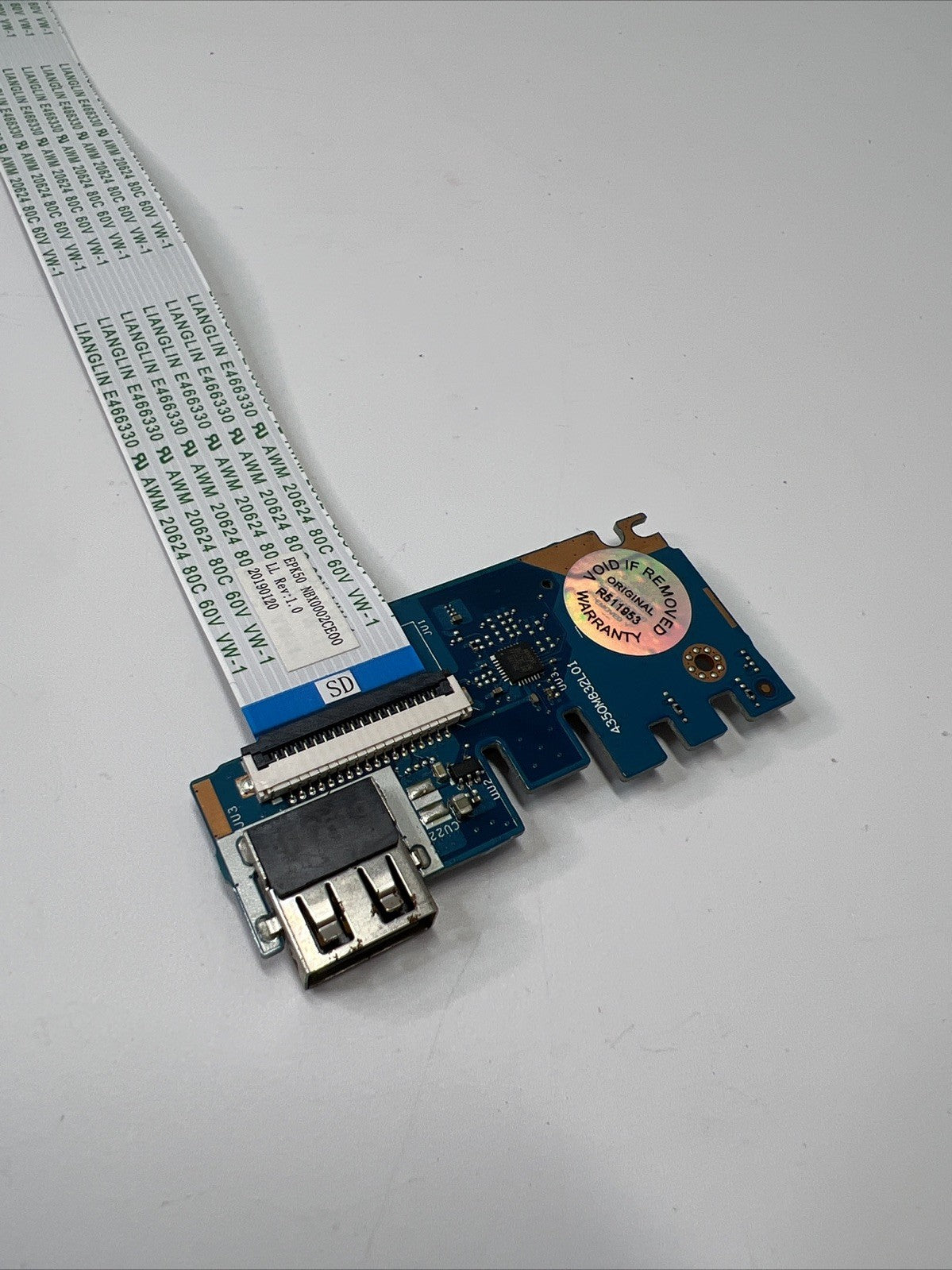 HP 15-DA SERIES 15-DA1013NE USB Port SD Card Reader Board LS-G071P L20448-001