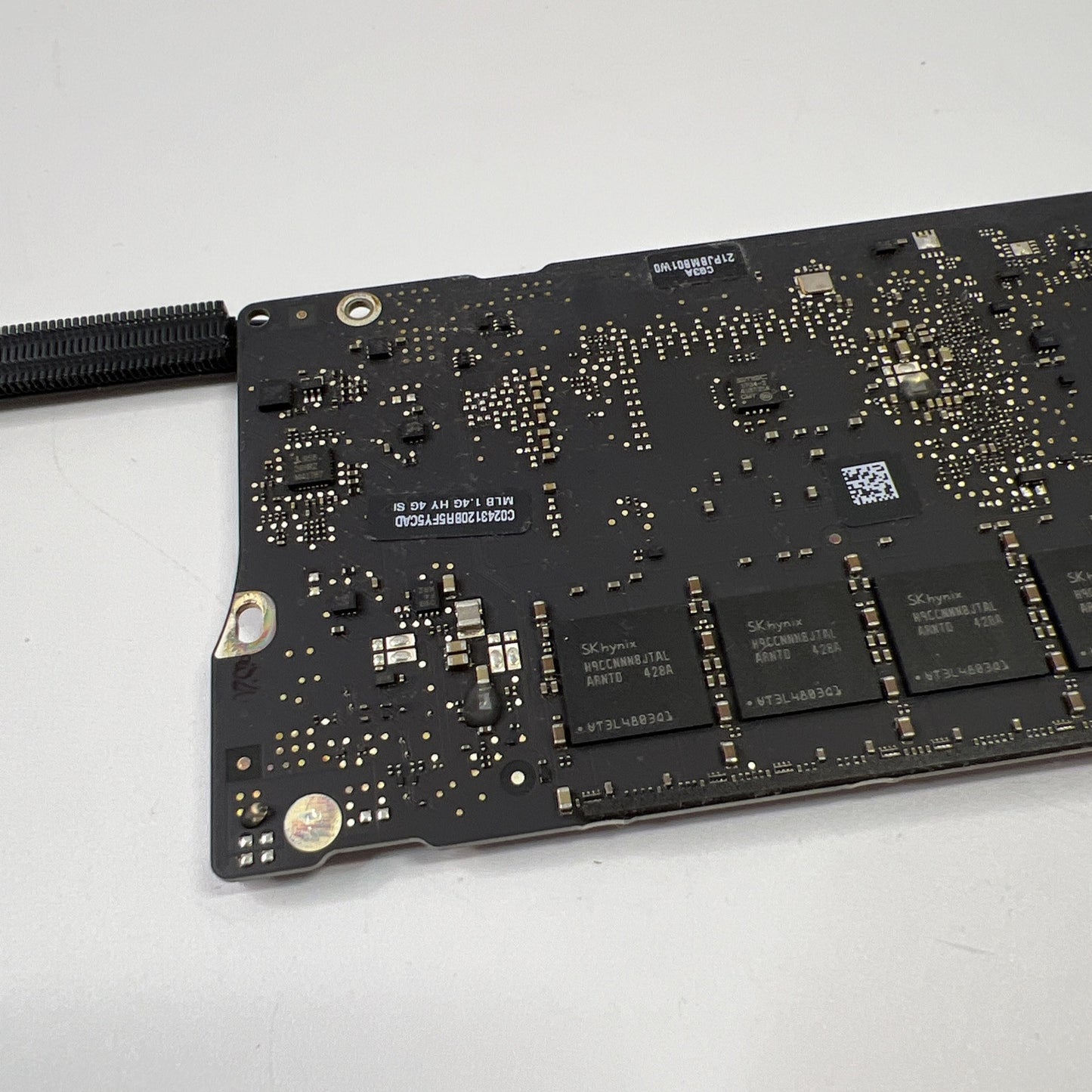 MACBOOK AIR A1466 13" EARLY 2014 LOGIC BOARD 1.4GHz i5 (READ DISCRIPTION!)