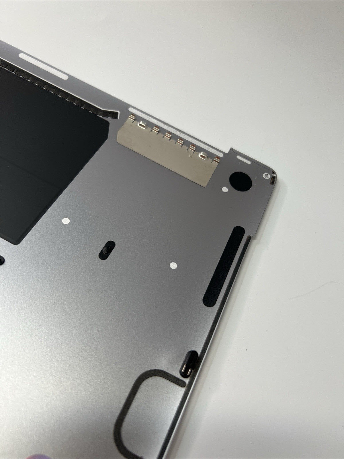Apple MacBook Pro 16" A2141 2019 Genuine Bottom Base Plate Cover Grey EMC 3347
