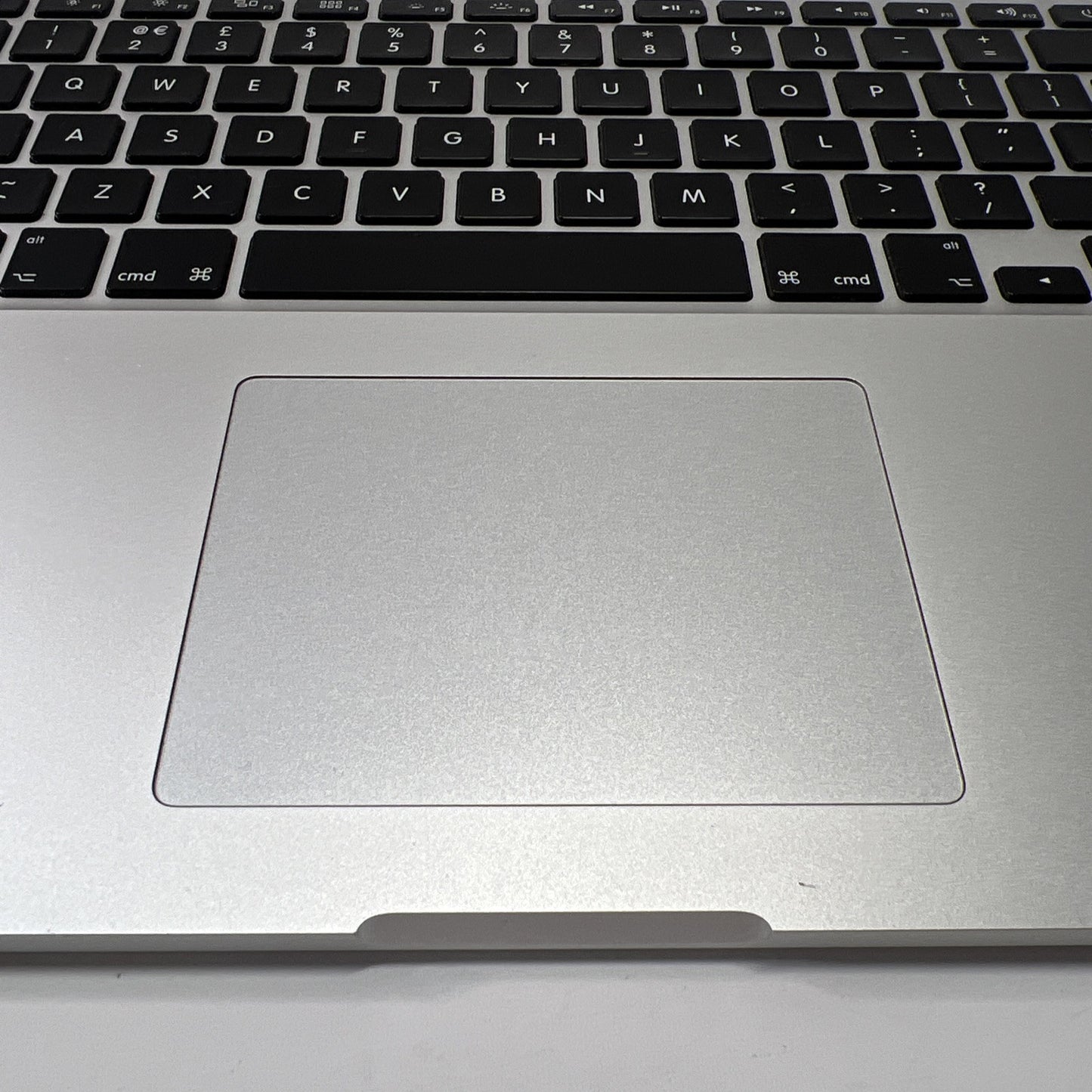 MacBook Pro A1398 15 Mid 2012 Palmrest UK Keyboard Battery Touchpad Silver