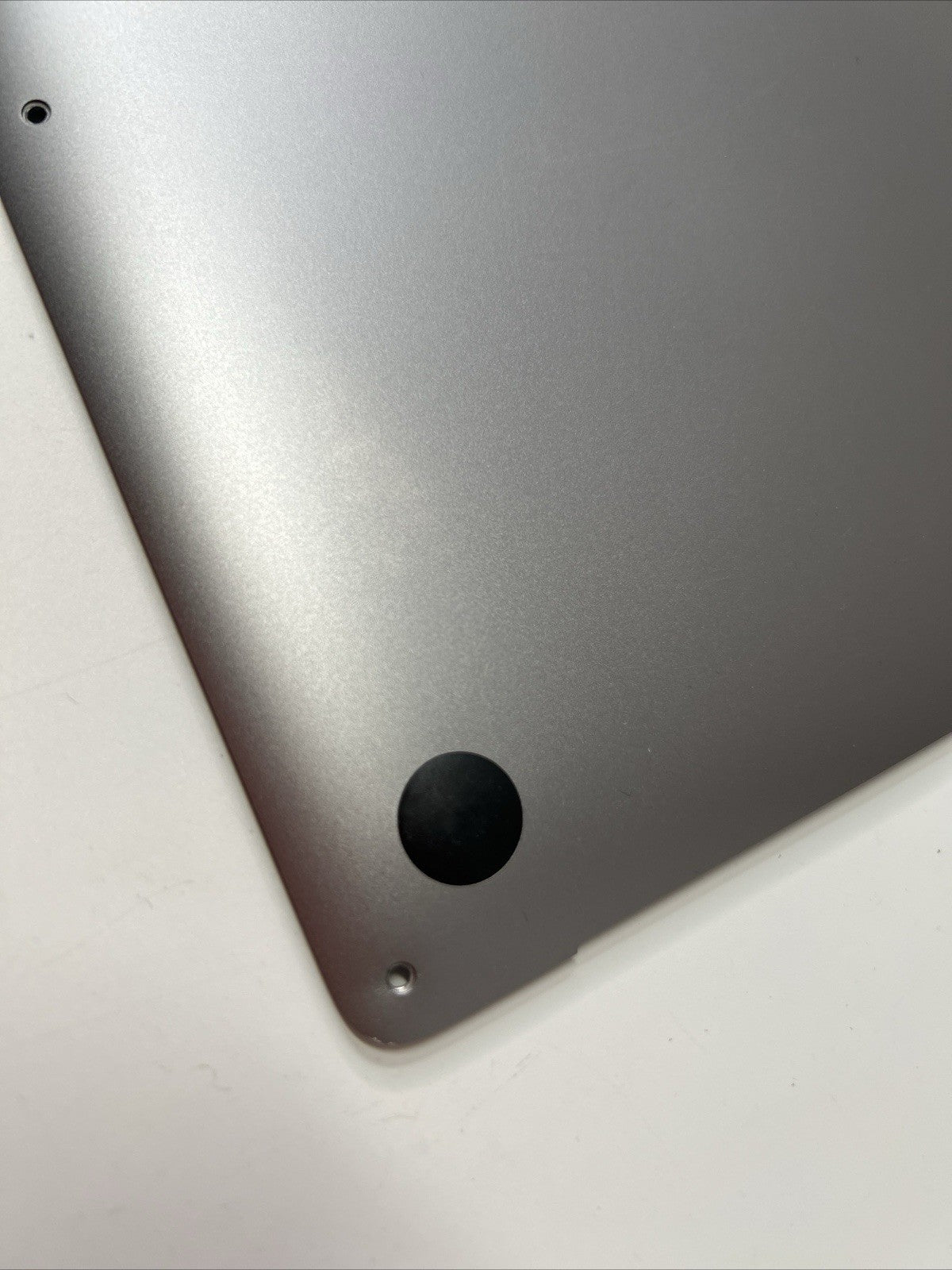 Apple MacBook Pro 16" A2141 2019 Genuine Bottom Base Plate Cover Grey EMC 3347