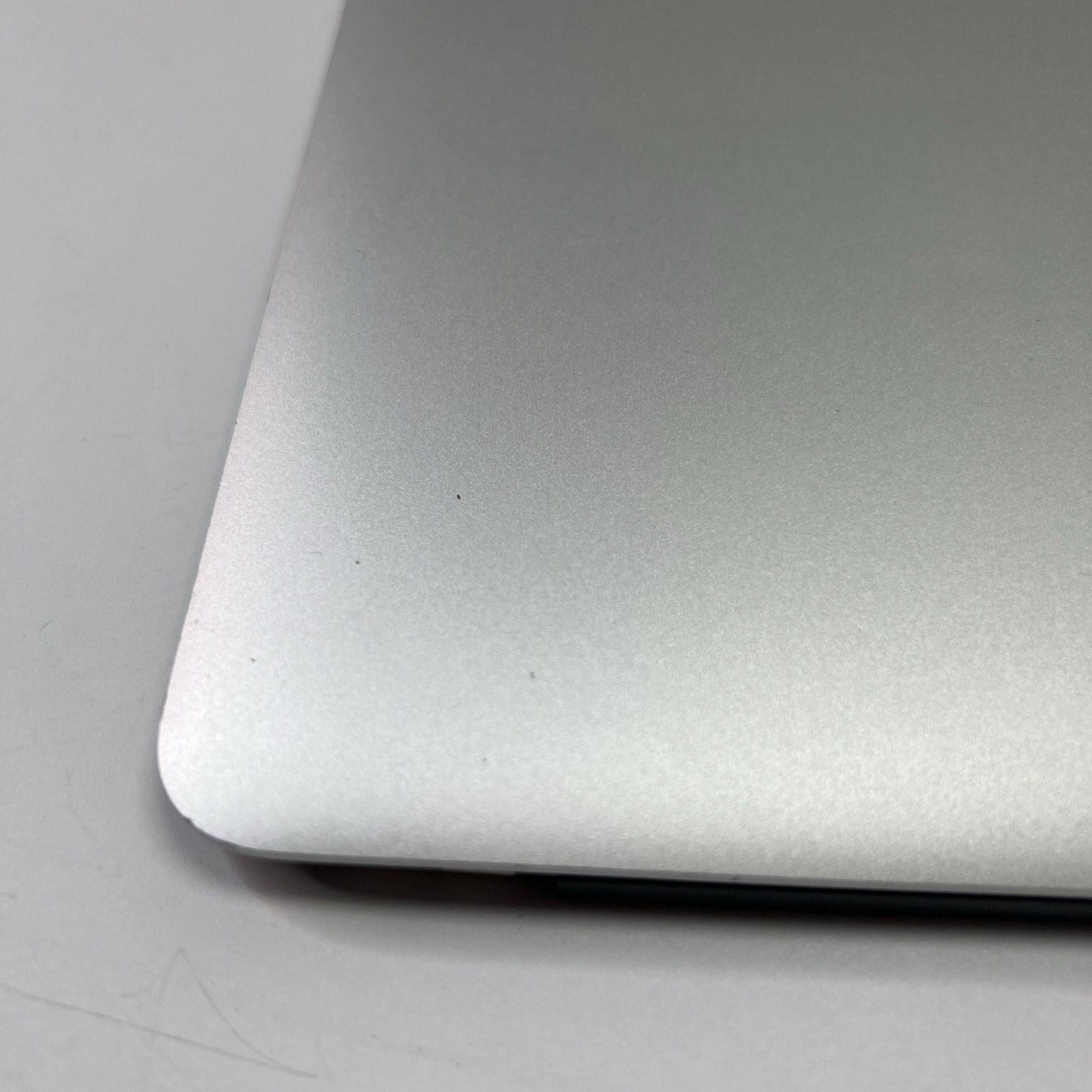 Apple MacBook Pro A1398 15 Mid 2012 LCD Screen Assembly Top Lid Cover