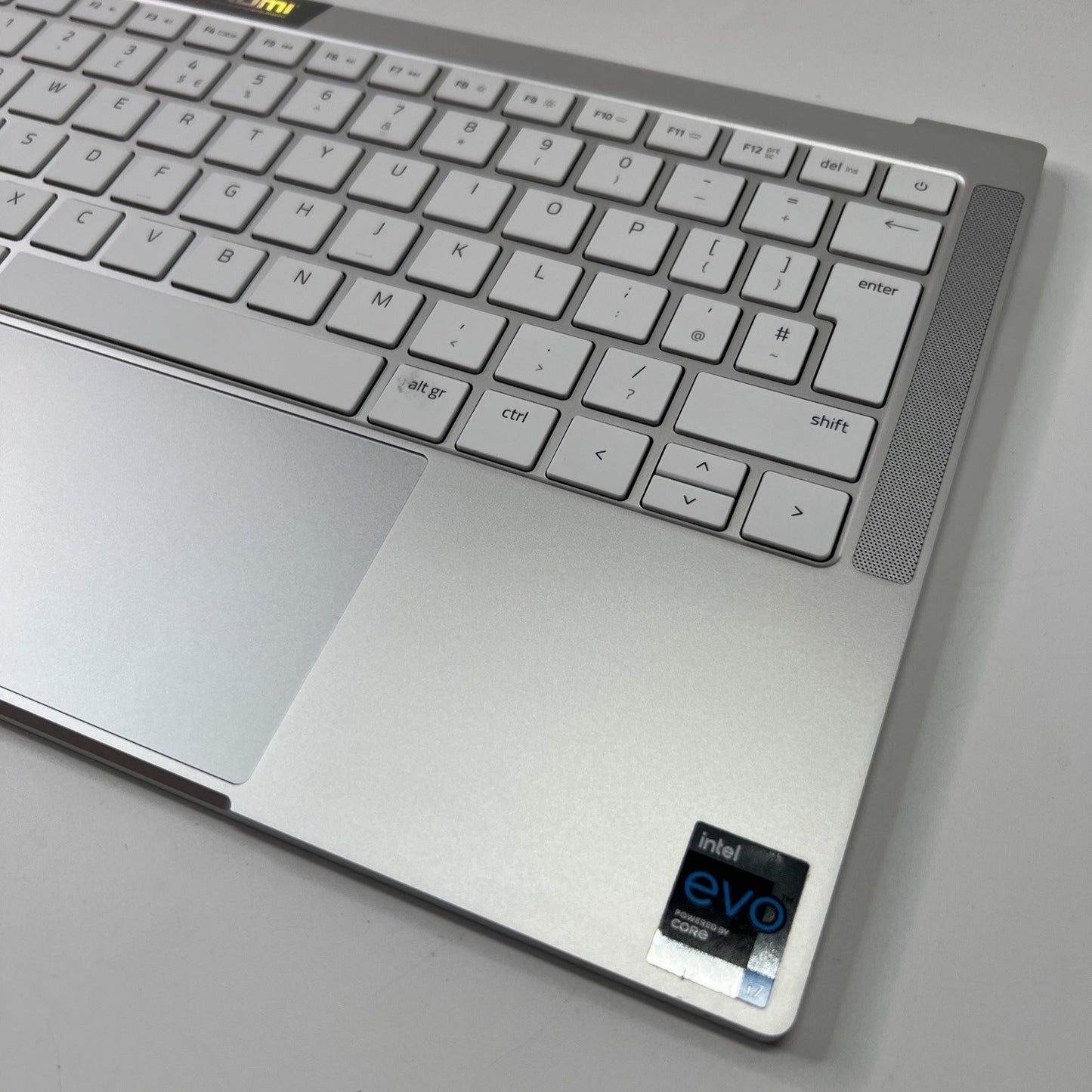 Razer Book 13 RZ09-0357 Genuine Palmrest UK Keyboard Touchpad Silver 13141560