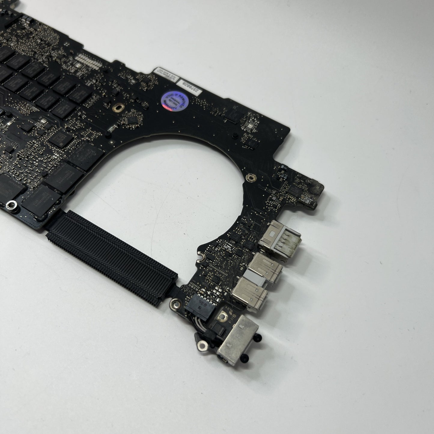 MacBook Pro 15" Late 2013 A1398 Logic Board 2.3GHz i7 8GB
