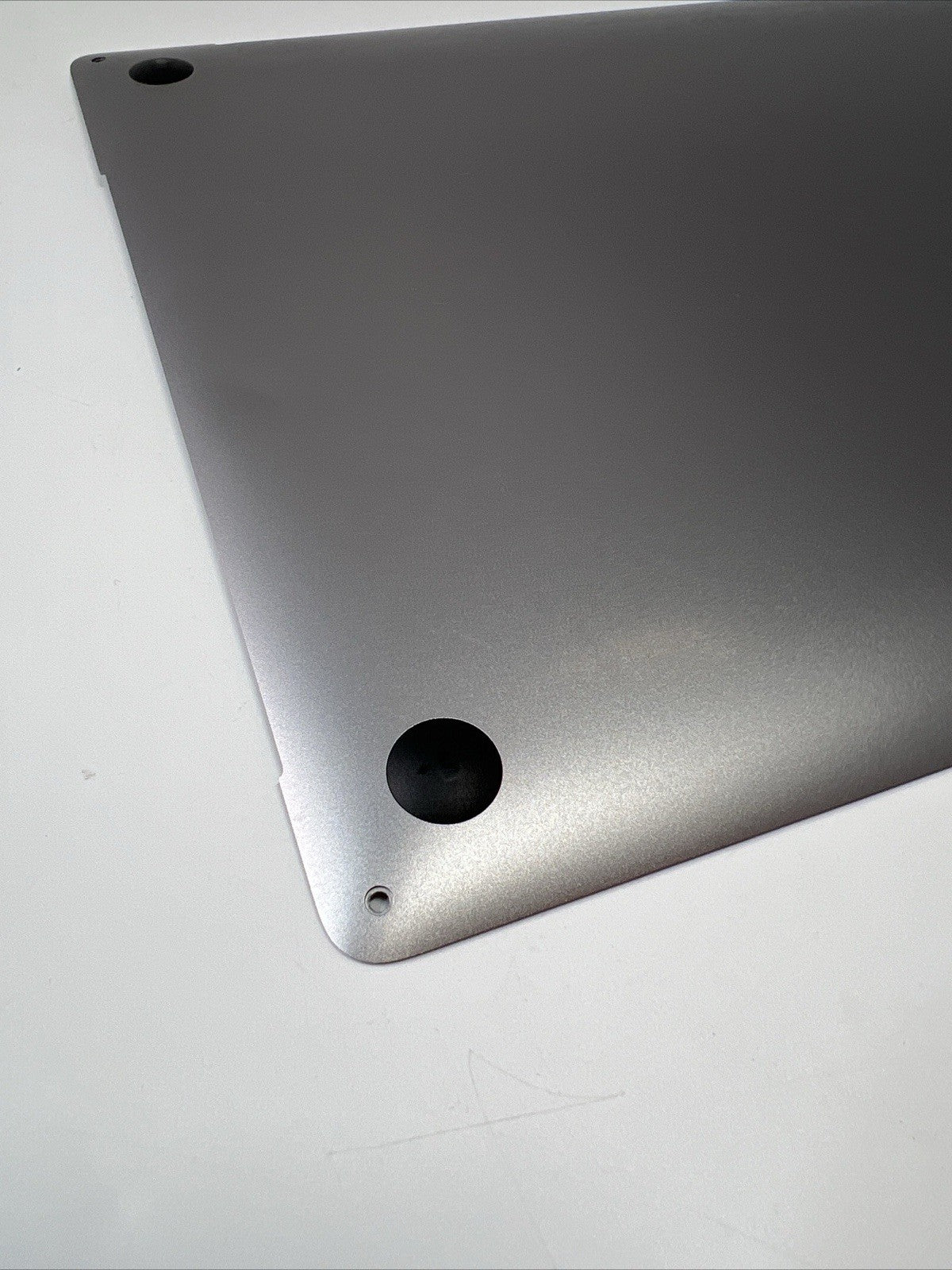 Apple MacBook Pro 16" A2141 2019 Genuine Bottom Base Plate Cover Grey EMC 3347