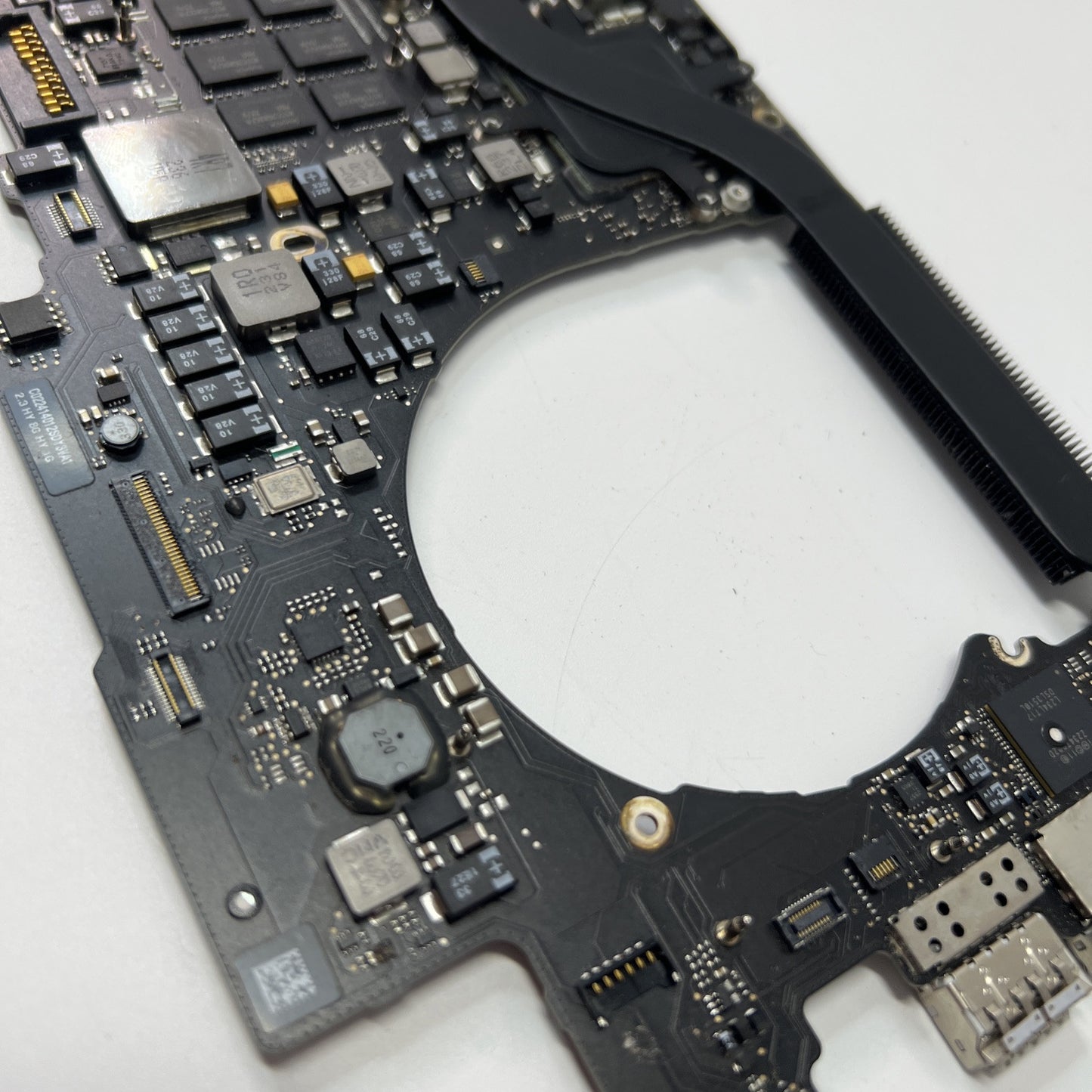 MacBook Pro 15" Late 2013 A1398 Logic Board 2.3GHz i7 8GB