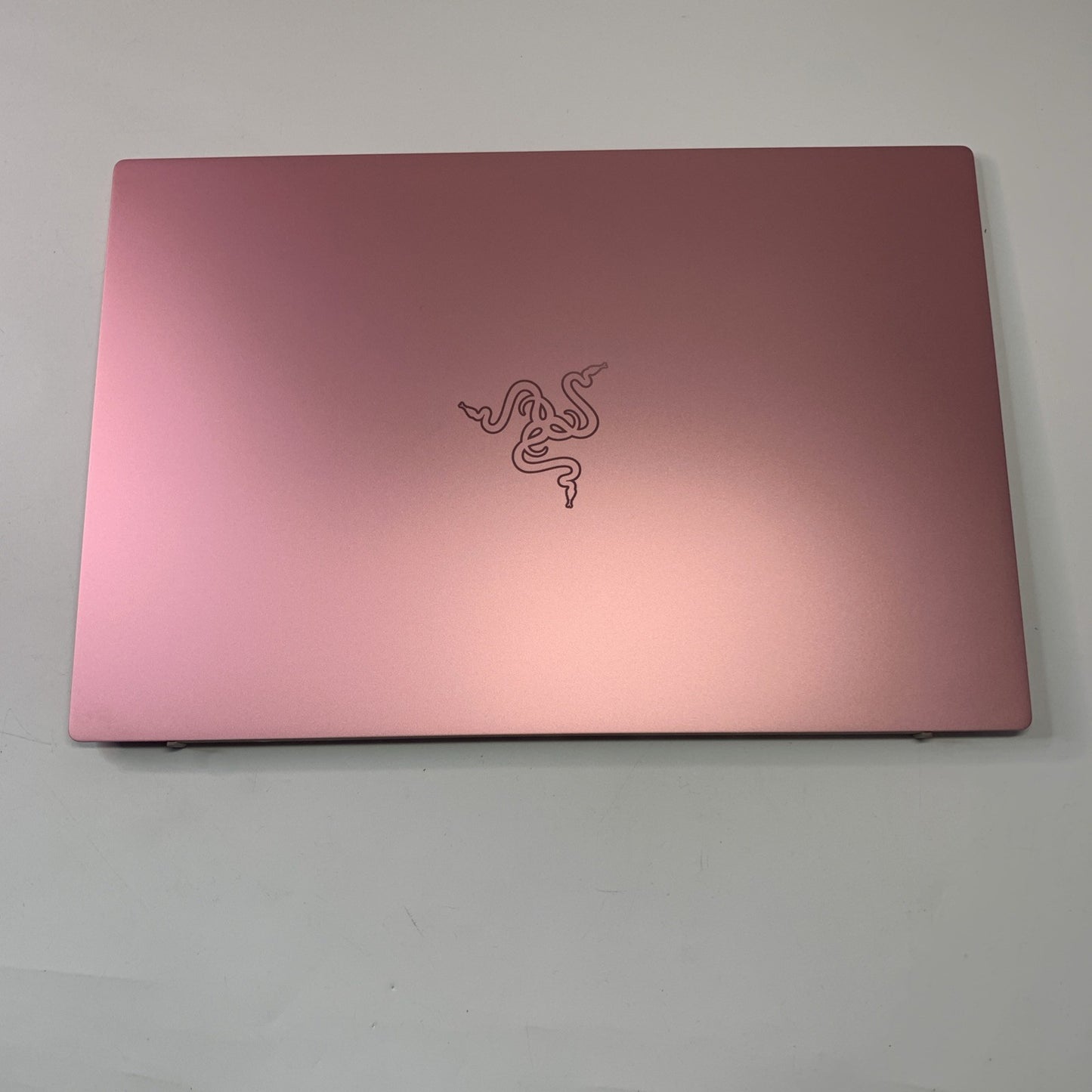 Razer Book 13 RZ09-0357 Top Lid Rear cover & Screen Bezel pink