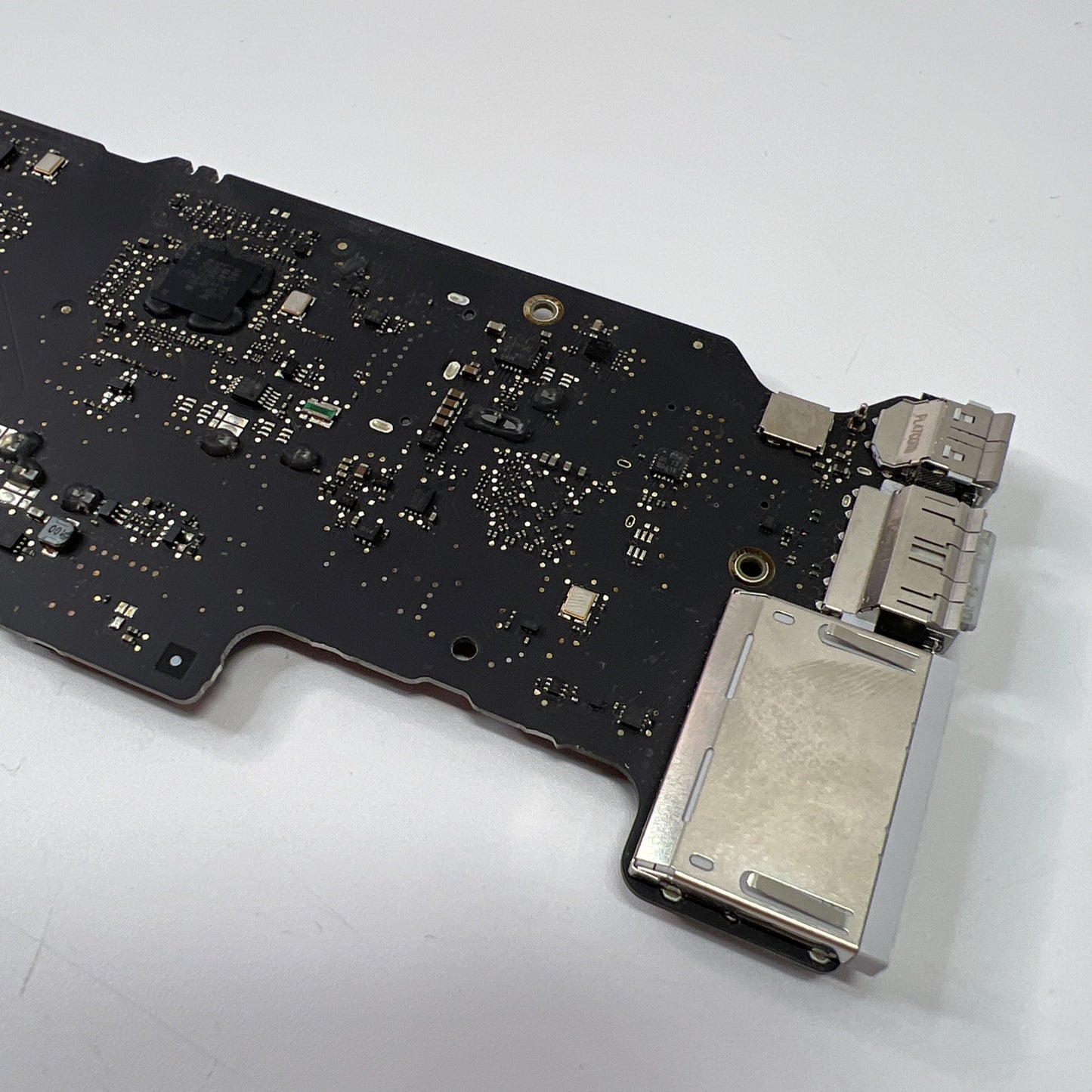 MACBOOK AIR A1466 13" EARLY 2014 LOGIC BOARD 1.4GHz i5 (READ DISCRIPTION!)