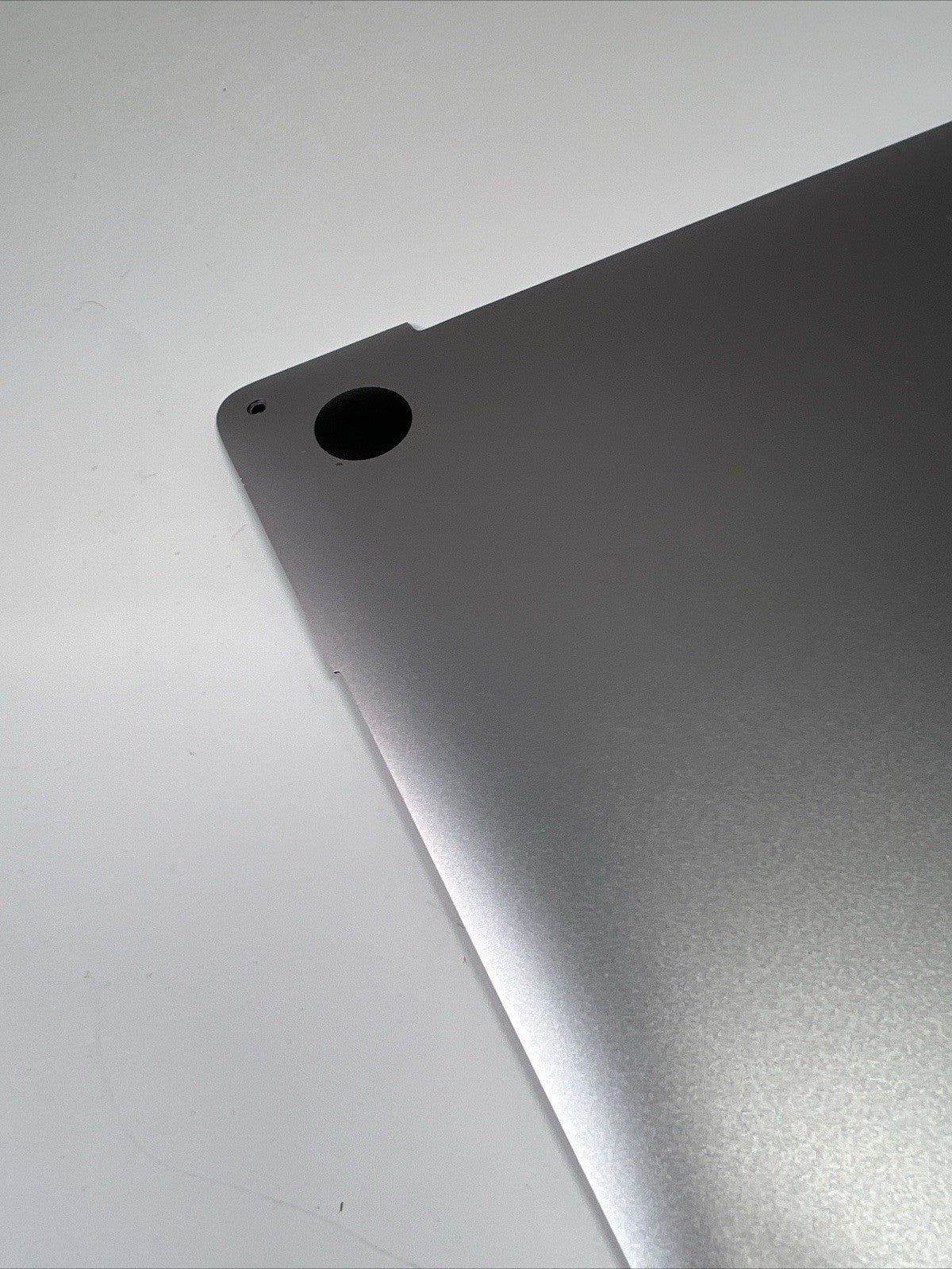 Apple MacBook Pro 16" A2141 2019 Genuine Bottom Base Plate Cover Grey EMC 3347