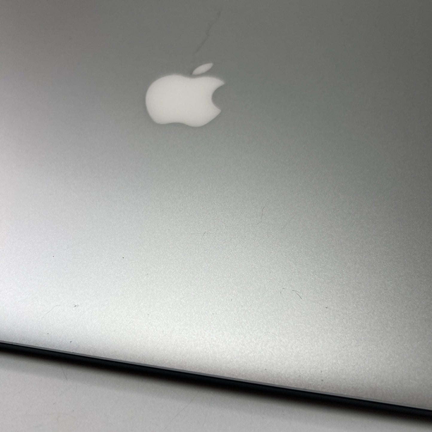 Apple MacBook Pro A1398 15 Mid 2012 LCD Screen Assembly Top Lid Cover