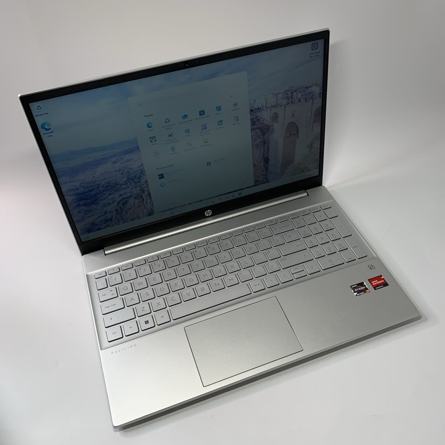 HP Pavilion 15-eh 15.6" Laptop AMD Ryzen 7 7730H Processor 16GB RAM 512GB SSD