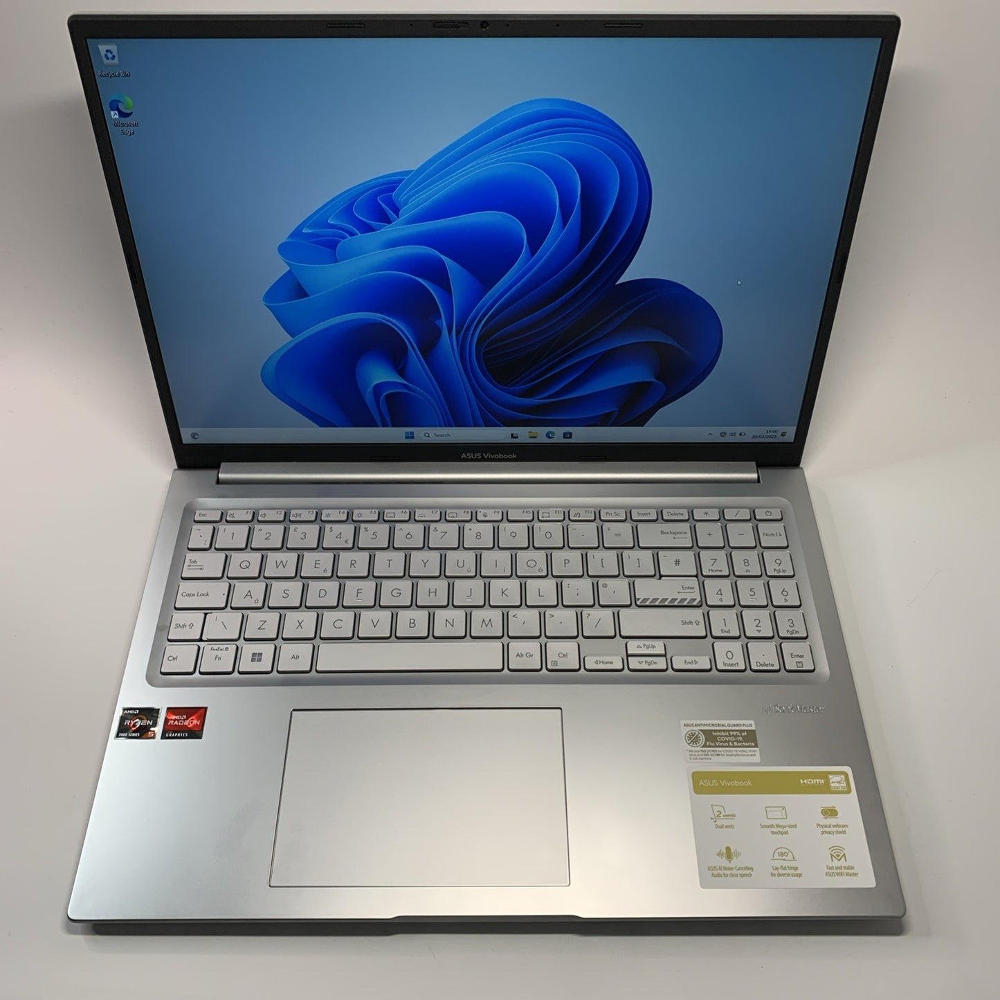 ASUS Vivobook M1605YA 16.0" Laptop AMD Ryzen 5-7430U 16GB RAM 1TB Windows 11