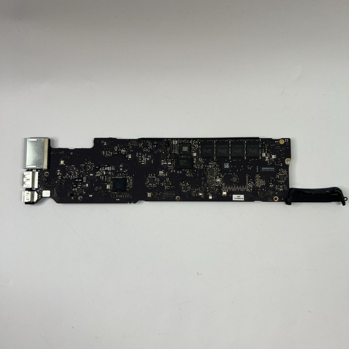 MACBOOK AIR A1466 13" MID 2013 LOGIC BOARD 1.3GHz i5 (WORKS)