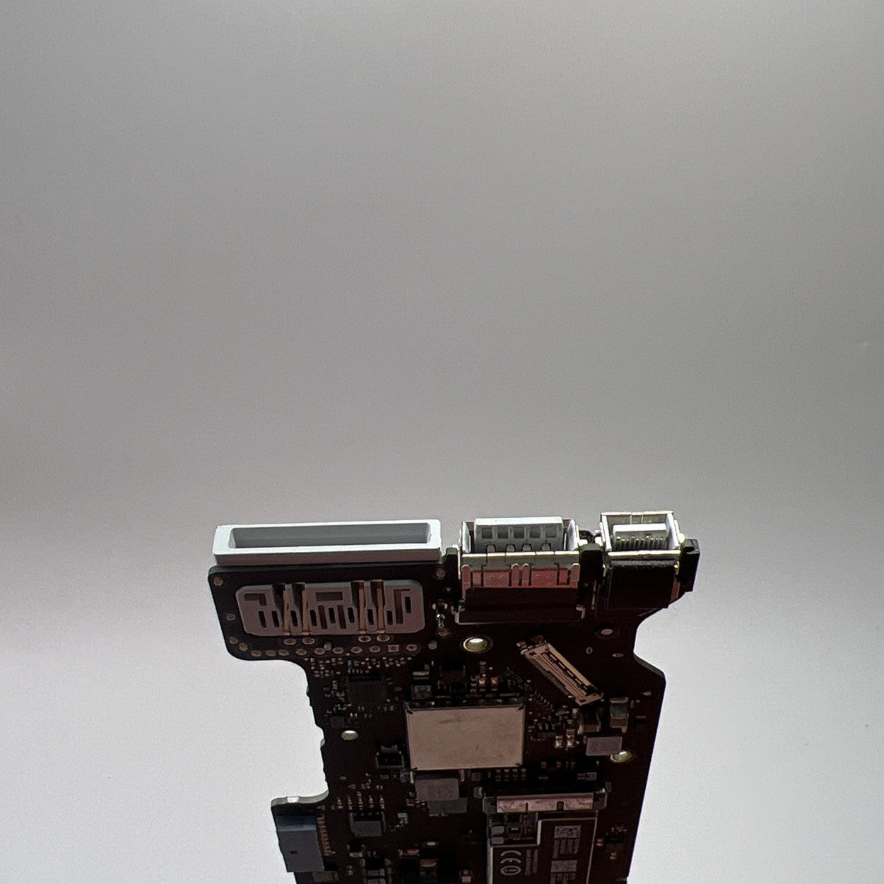 MACBOOK AIR A1466 13" MID 2013 LOGIC BOARD 1.3GHz i5 (WORKS)