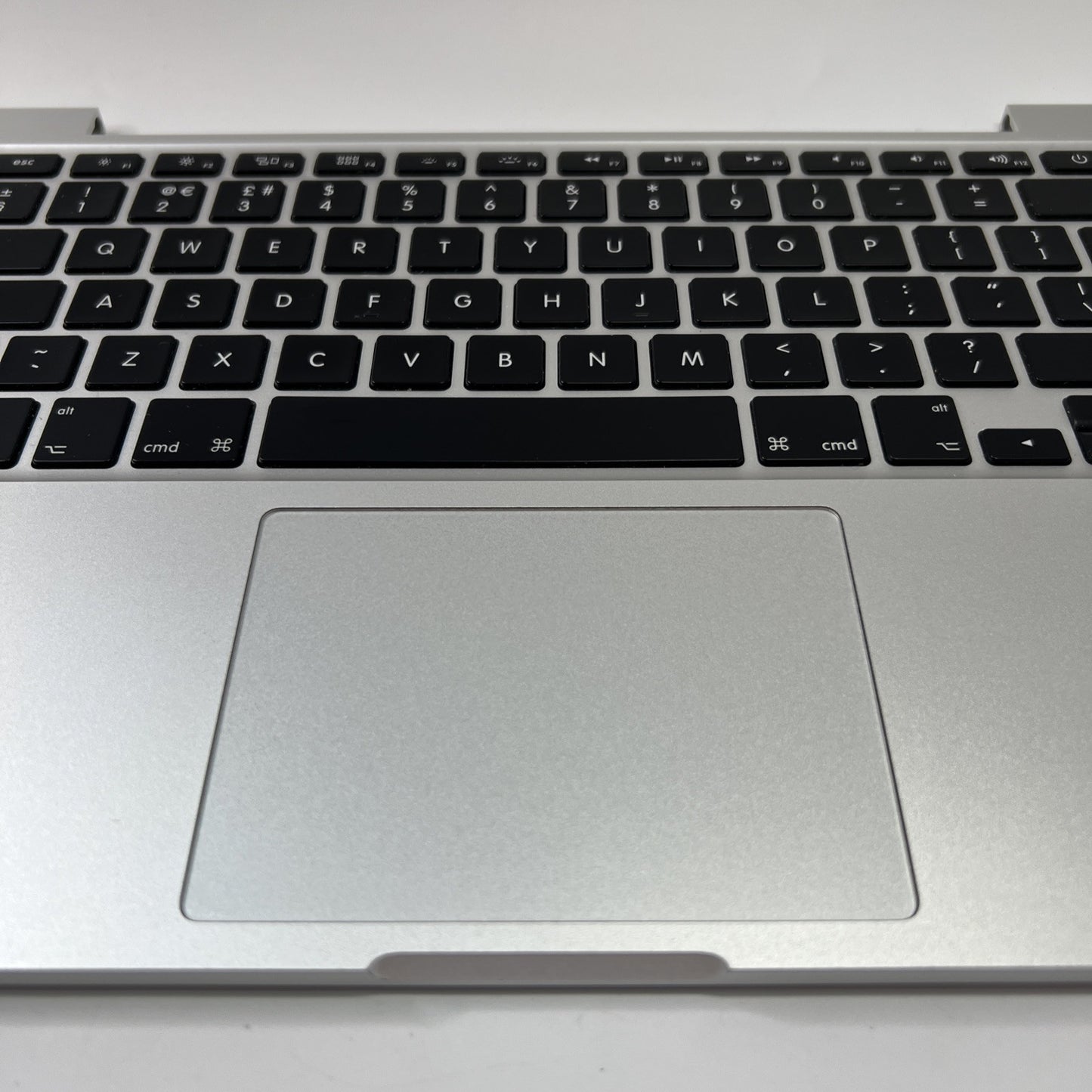 MacBook Pro Retina, 13-inch, Mid 2014 A1502 Palmrest UK Keyboard Touchpad Batter