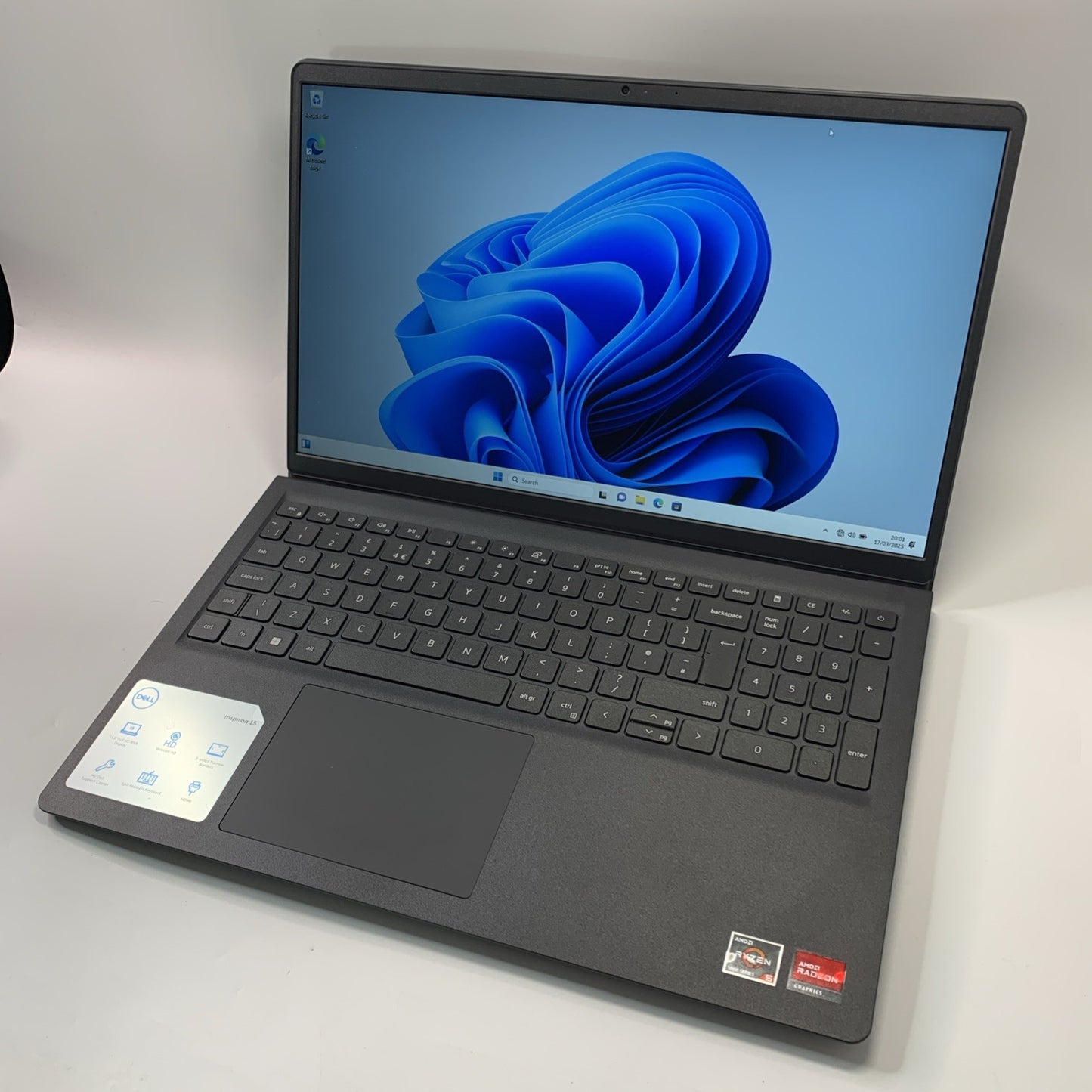 Dell Inspiron 15 3525 15.6" Laptop AMD Ryzen 5 5500U 16GB RAM 512GB SSD Win 11