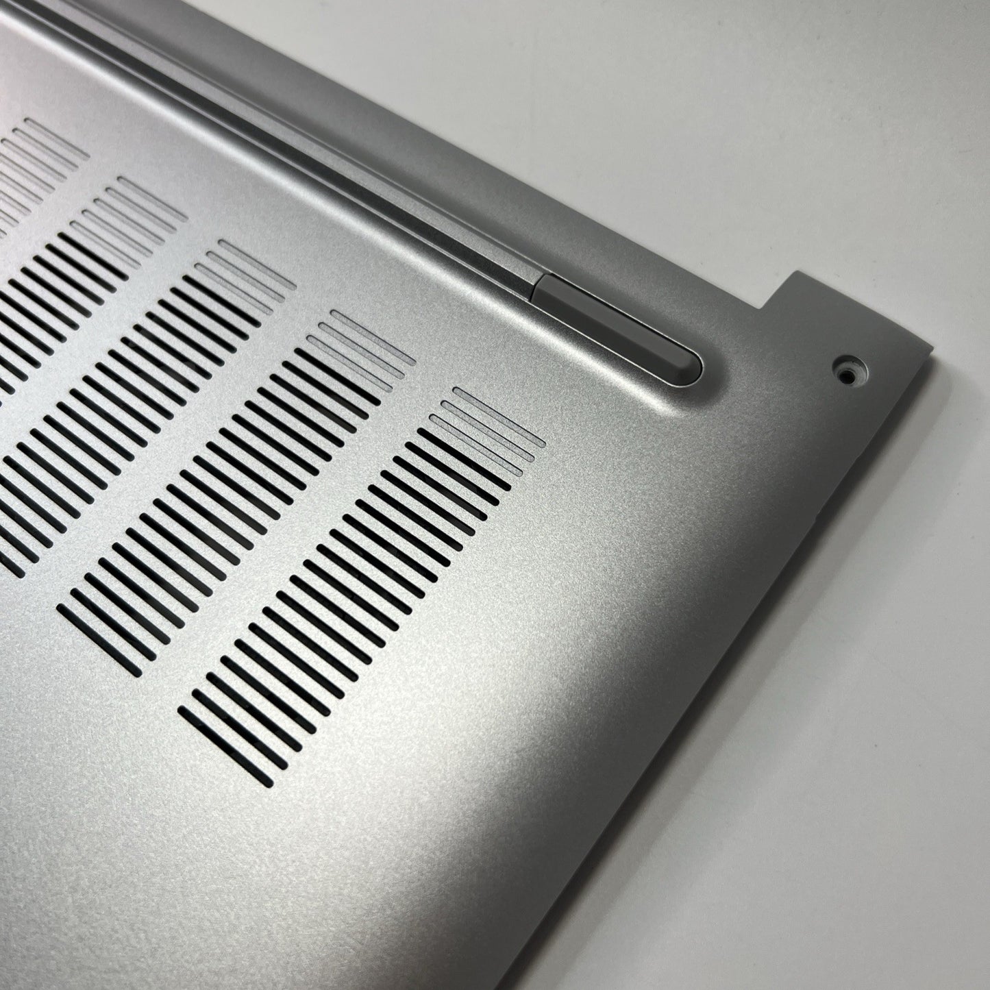 Genuine Asus Vivobook 16X K3605Z Bottom Base Cover Silver EAZJ200602A