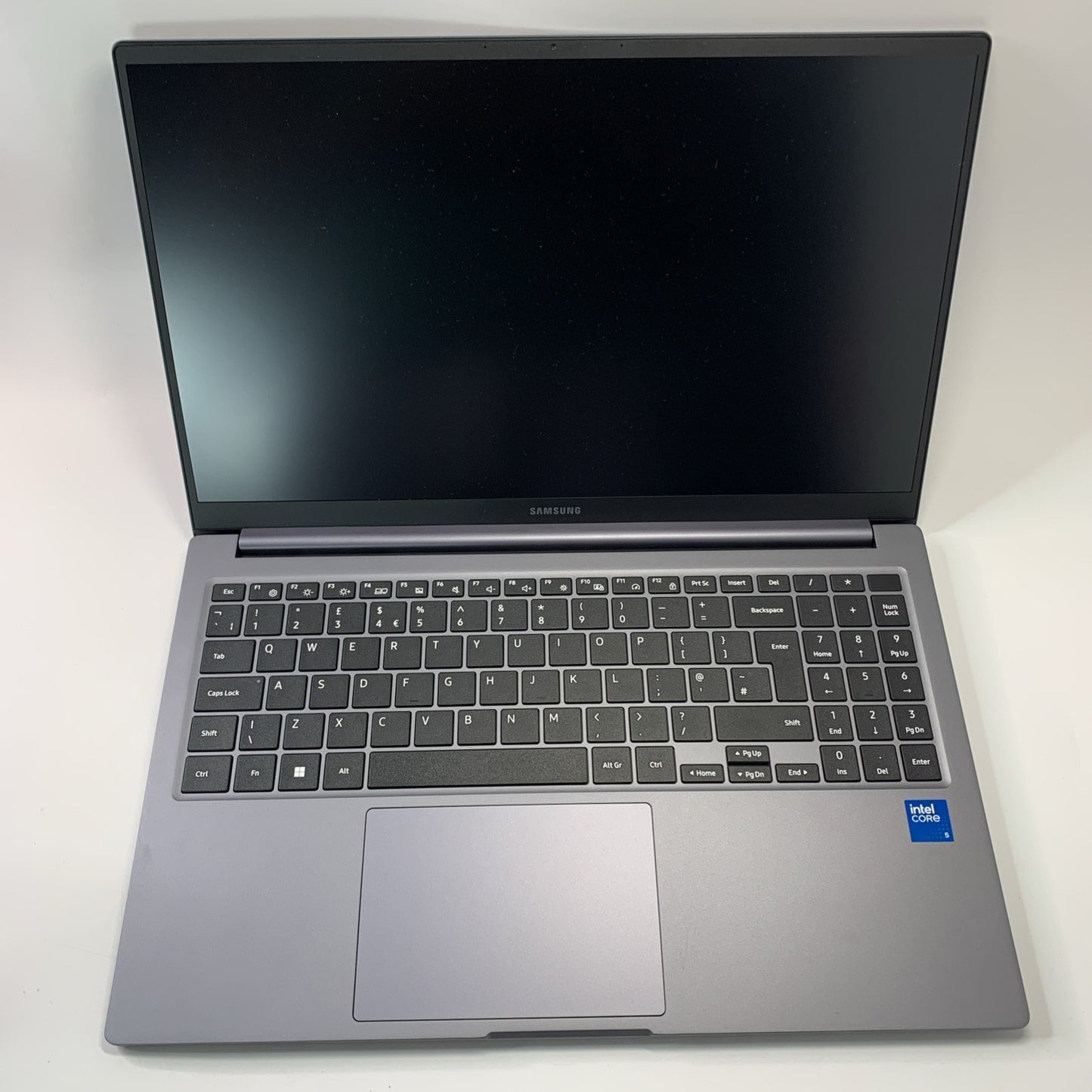 SAMSUNG Galaxy Book4 15.6" Laptop Intel Core 5 512GB SSD 8GB RAM Win 11 Grade A