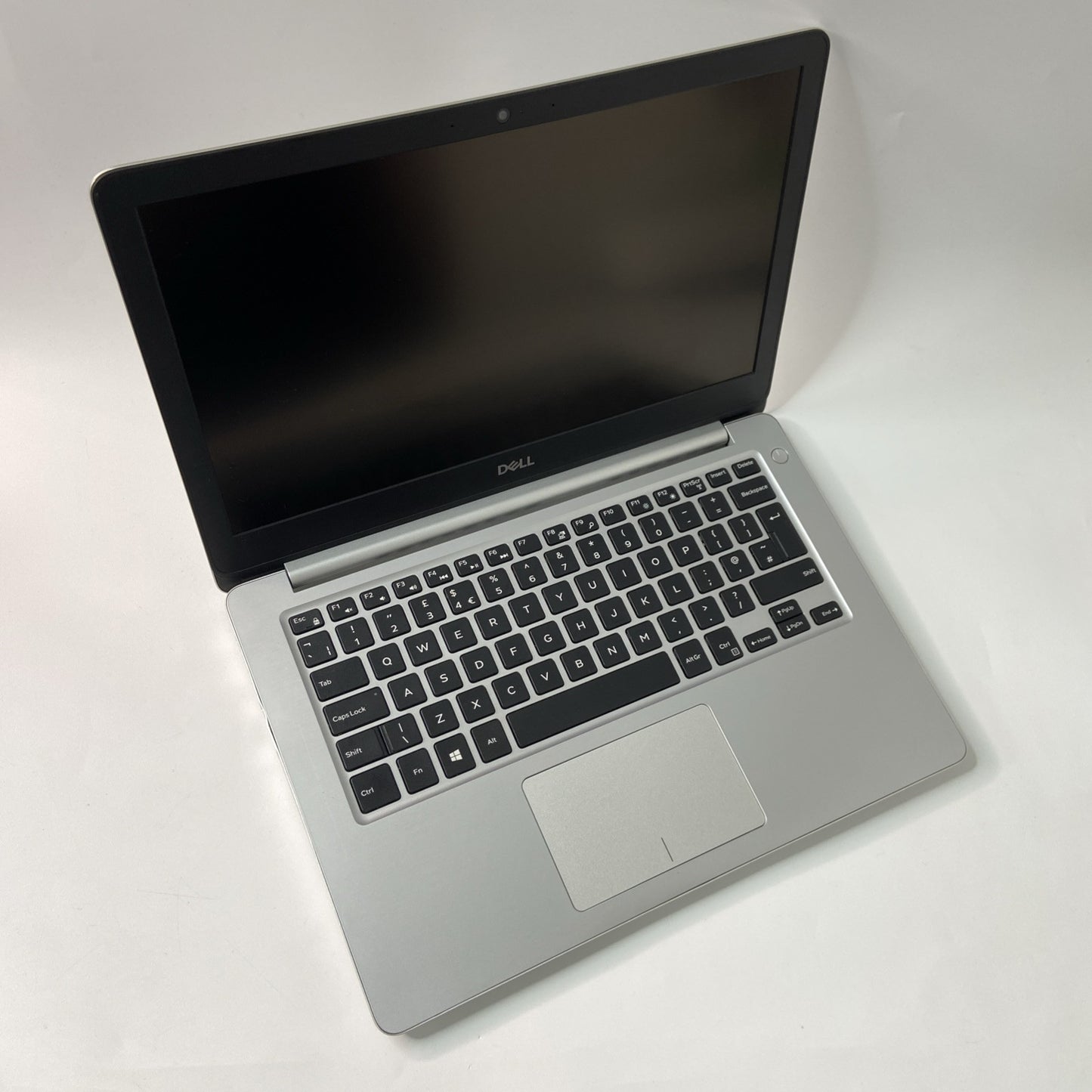 DELL Inspiron 5370 Core i3-7130U 8GB 256GB 13.3 Inch Windows 10 Laptop