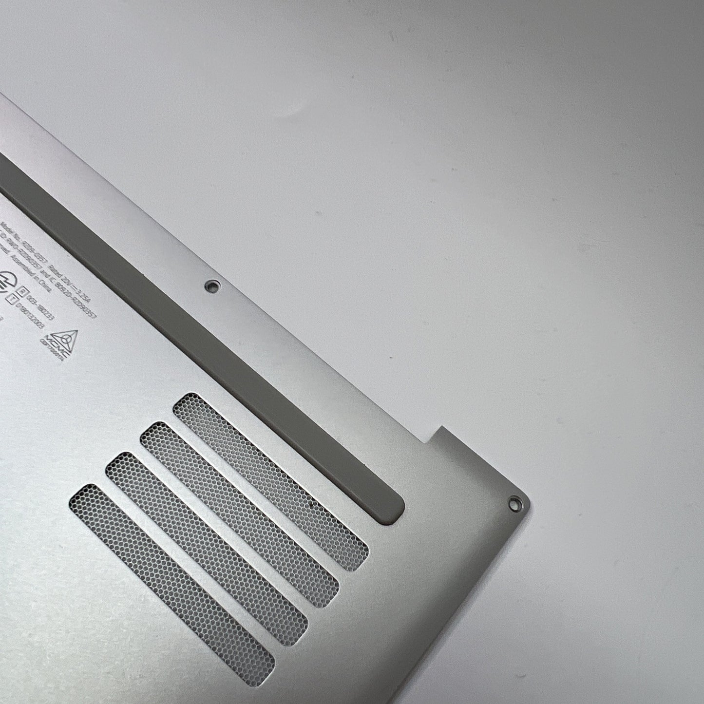 Razer Book 13 RZ09-0357 13.4" Genuine Laptop Base Cover Bottom 13141523 SILVER
