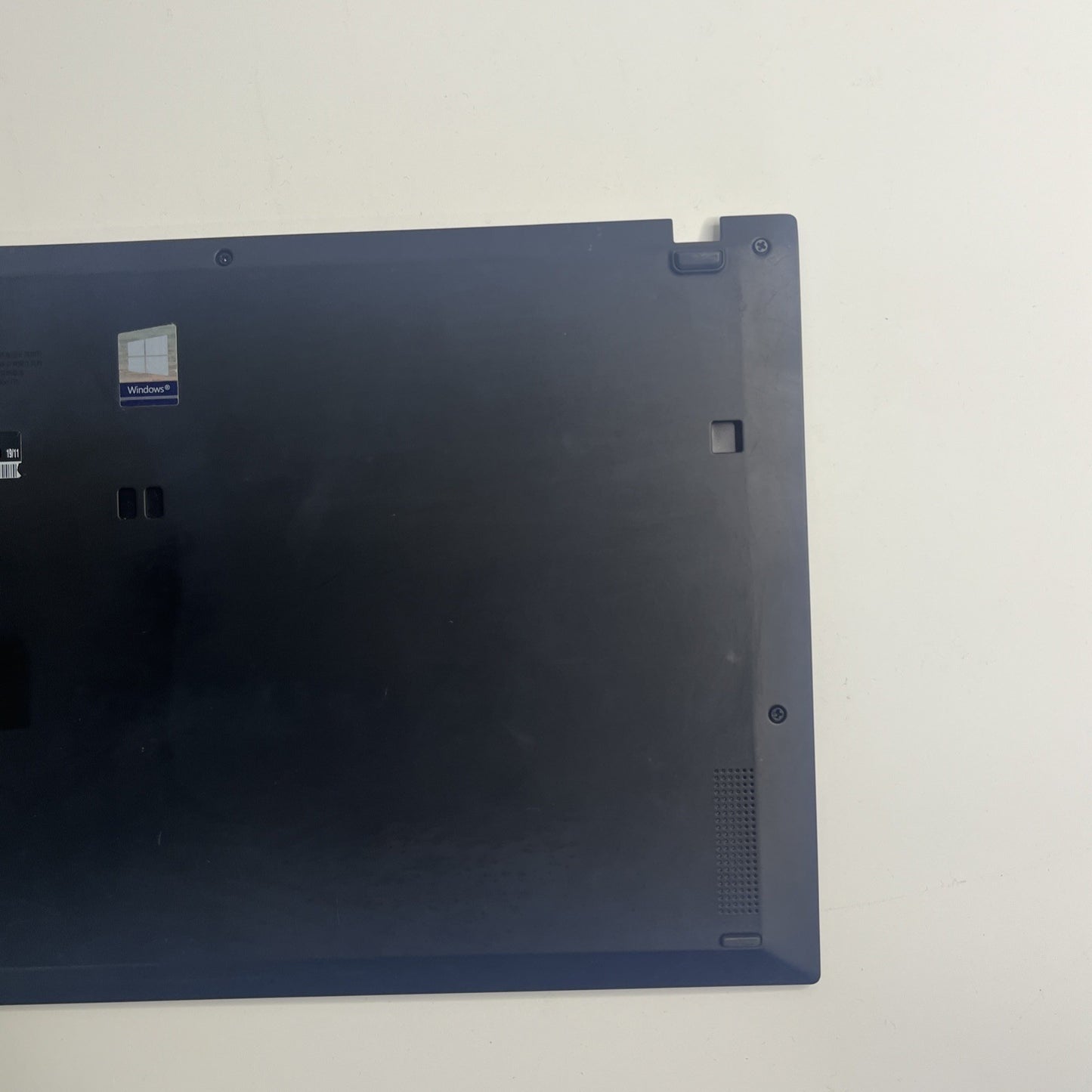 Genuine black ck Lenovo ThinkPad X1 Carbon 7th Gen Bottom Base Cover.