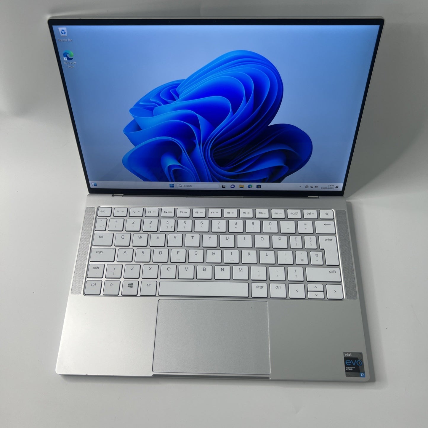 Razer Book 13 RZ09-0357 Intel Core i7-1165G7 16GB RAM 1TB SSD | Windows 11 Pro